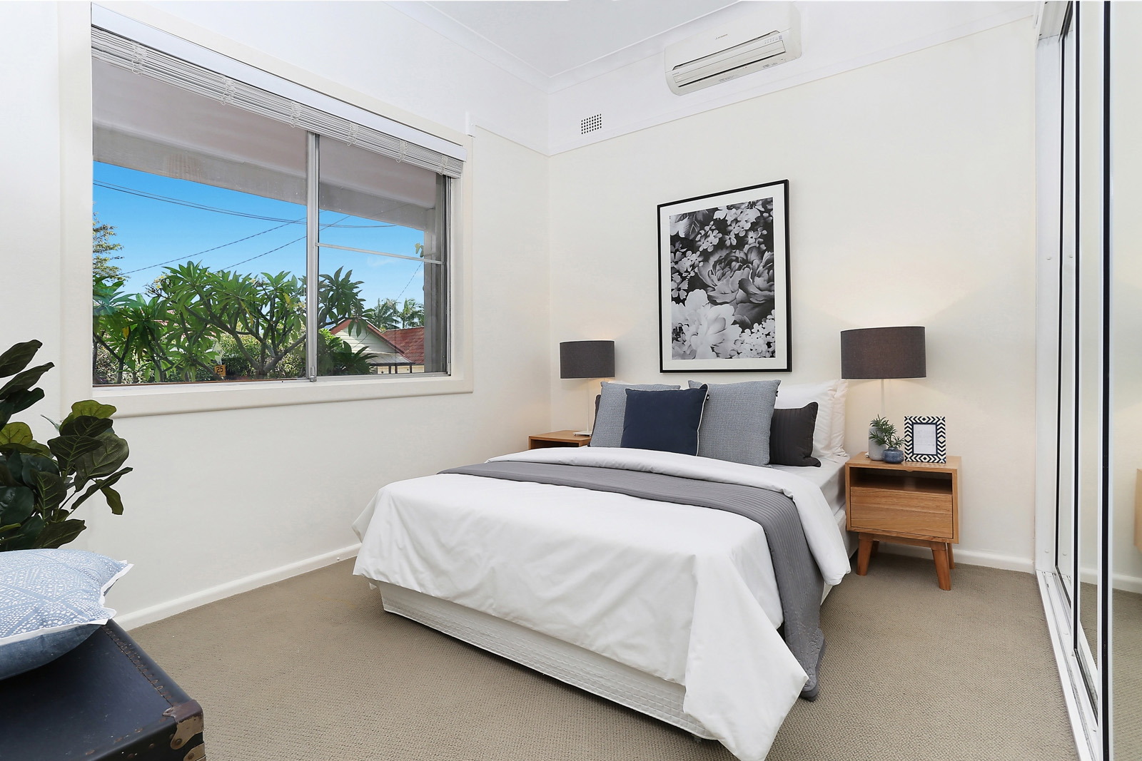 79 Day Street, Leichhardt Sold by Hudson McHugh - image 1