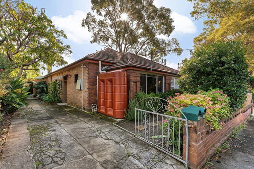 9A Royce Avenue, Croydon Leased by Hudson McHugh