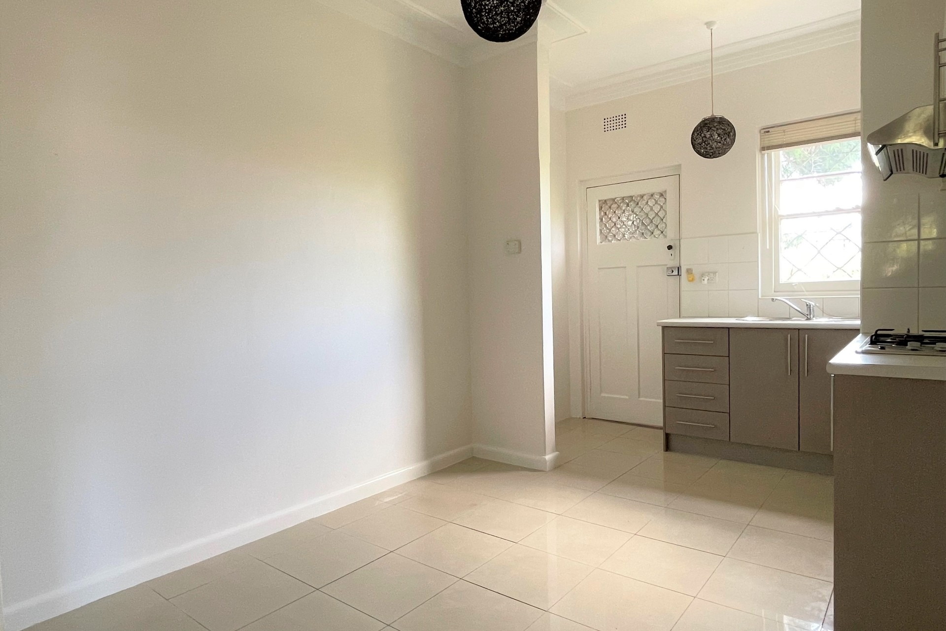 4/22 Drynan Street, Summer Hill Leased by Hudson McHugh - image 1