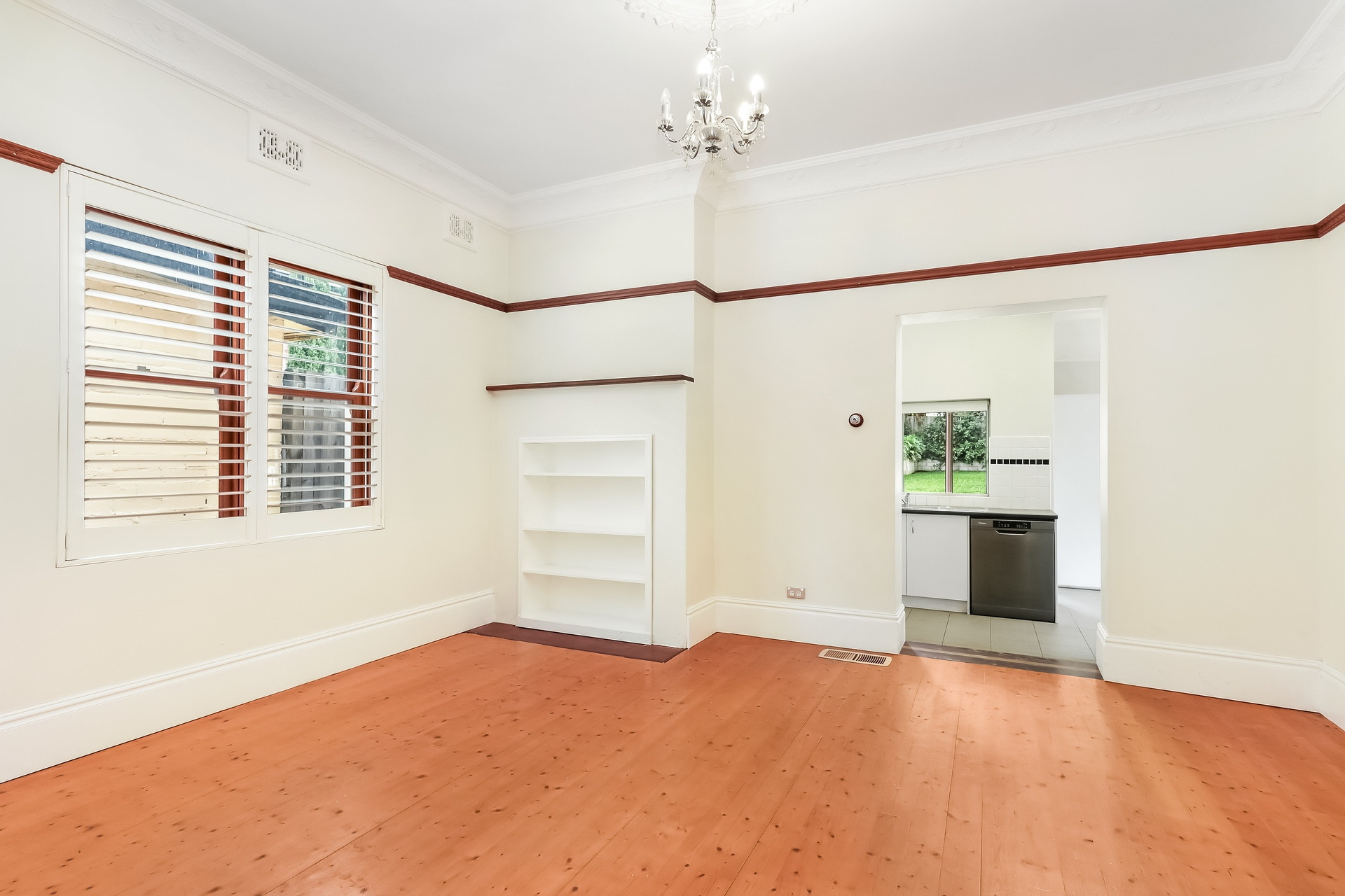 55 Burfitt Street, Leichhardt Leased by Hudson McHugh - image 1