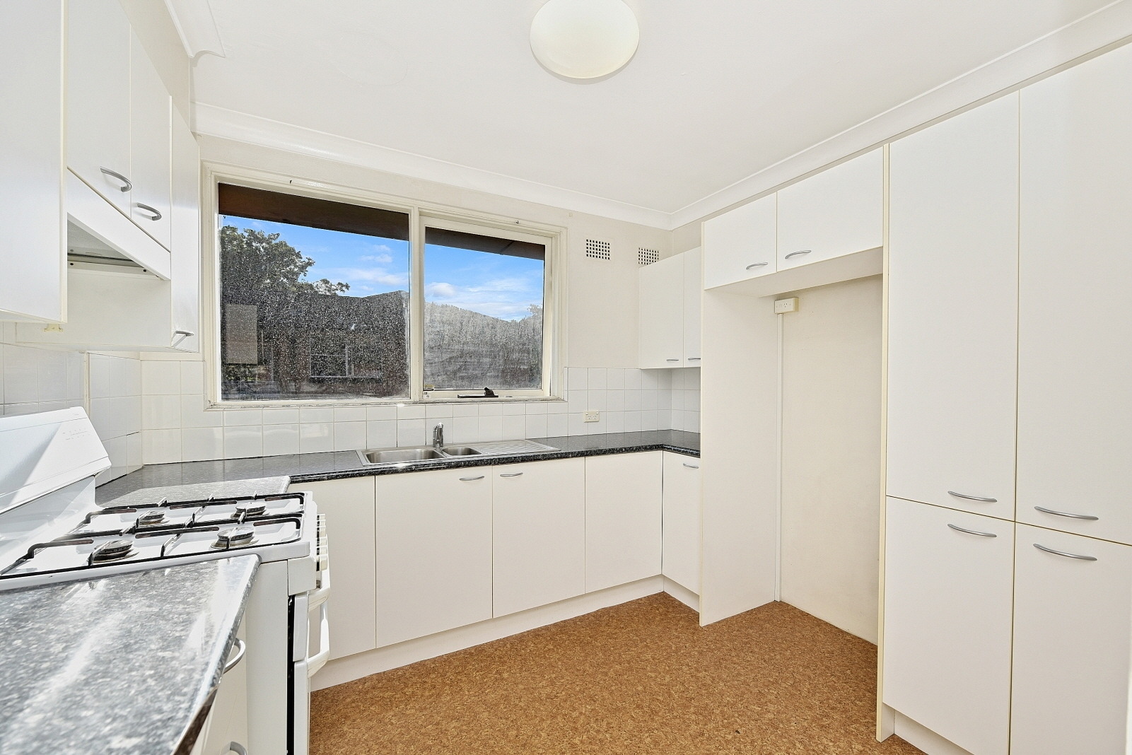 16/55 Grosvenor Crescent, Summer Hill Leased by Hudson McHugh - image 1