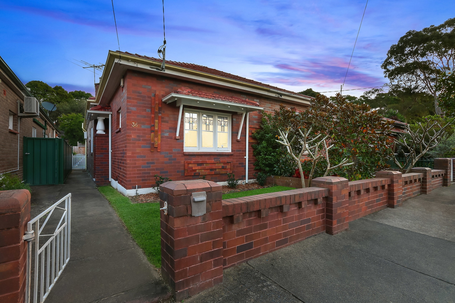 36 Hollands Avenue, Marrickville Sold by Hudson McHugh - image 1