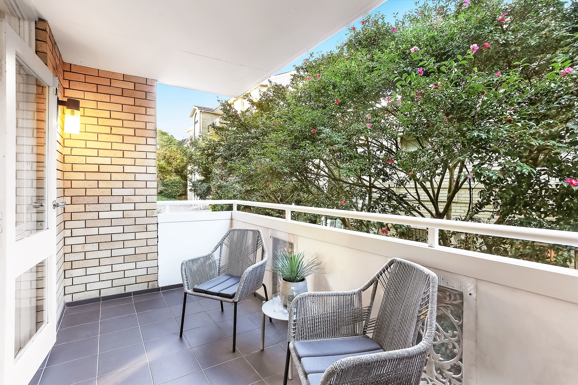 2/49 Grosvenor Crescent, Summer Hill Sold by Hudson McHugh - image 1