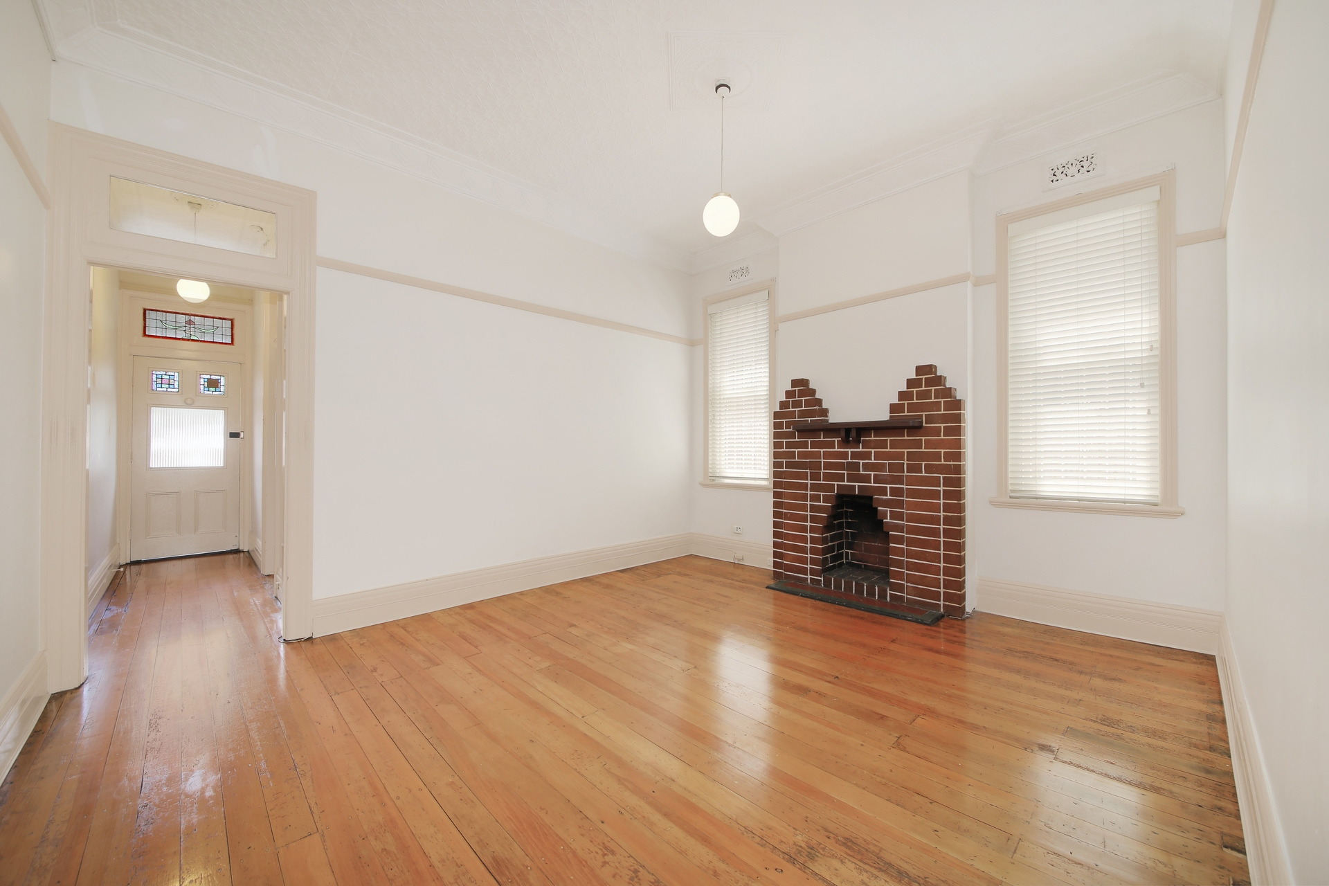 1/34 Moonbie Street, Summer Hill Leased by Hudson McHugh - image 1