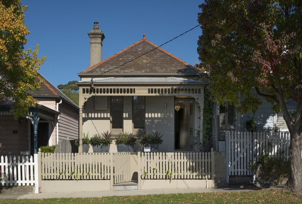 6 Annesley Street, Leichhardt Sold by Hudson McHugh - image 1