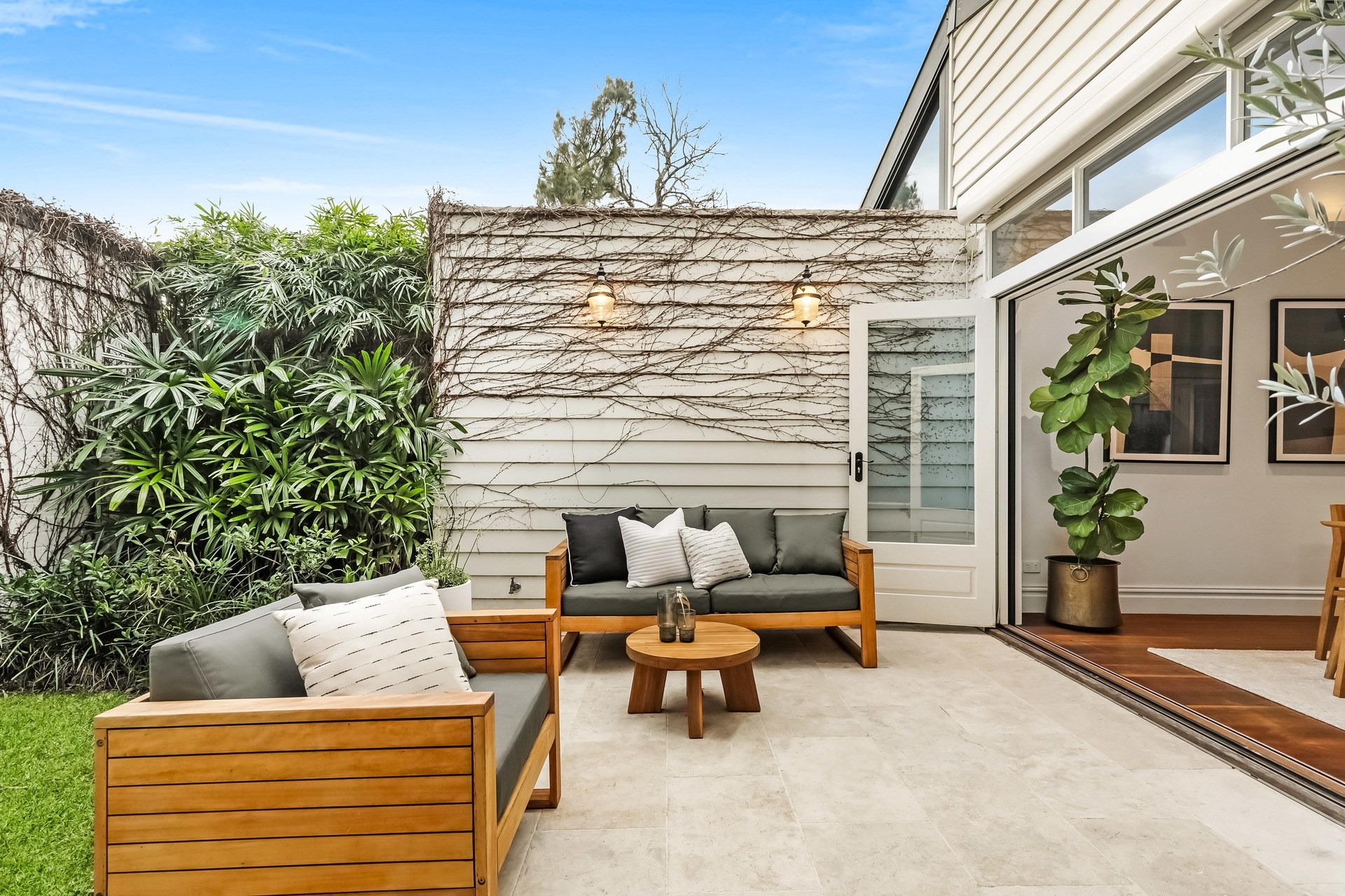 19 Rosemount Avenue, Summer Hill Sold by Hudson McHugh - image 1