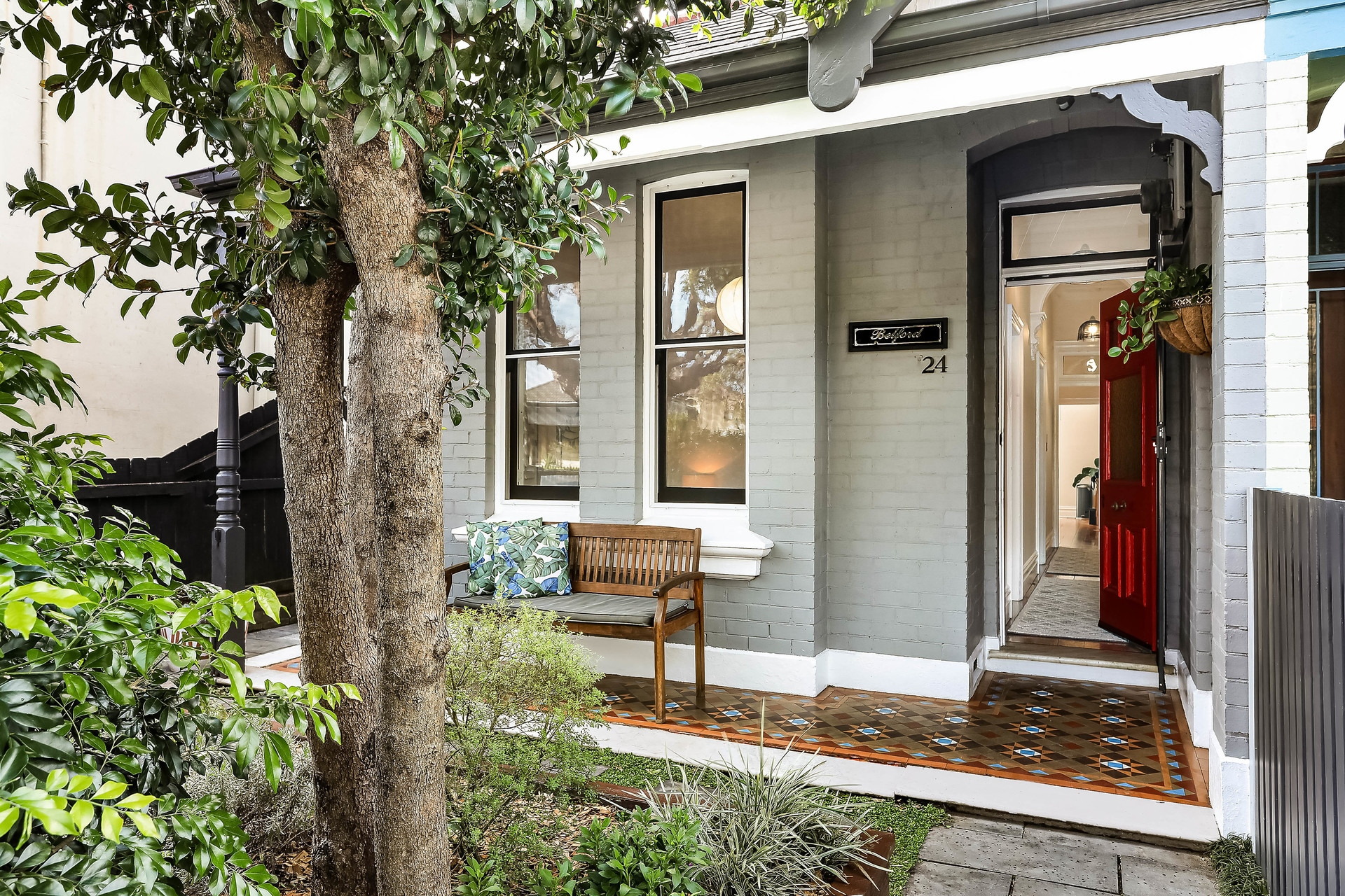 24 Robert Street, Marrickville Sold by Hudson McHugh - image 1