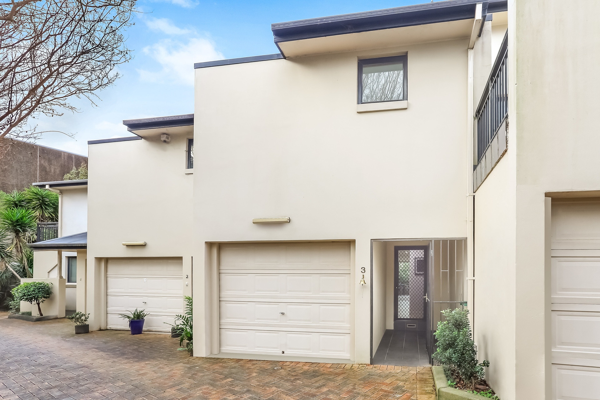 3/1 Styles Street, Leichhardt Sold by Hudson McHugh - image 1