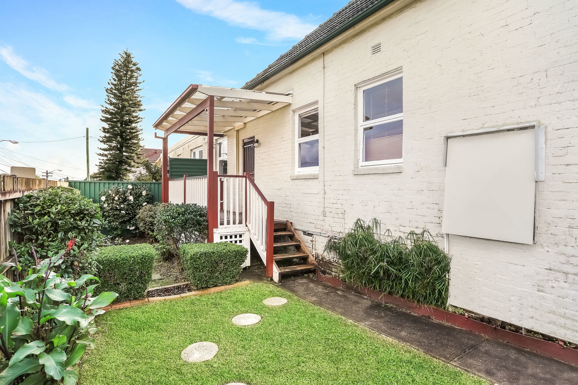 2/9 Queen Street, Ashfield Sold by Hudson McHugh - image 1