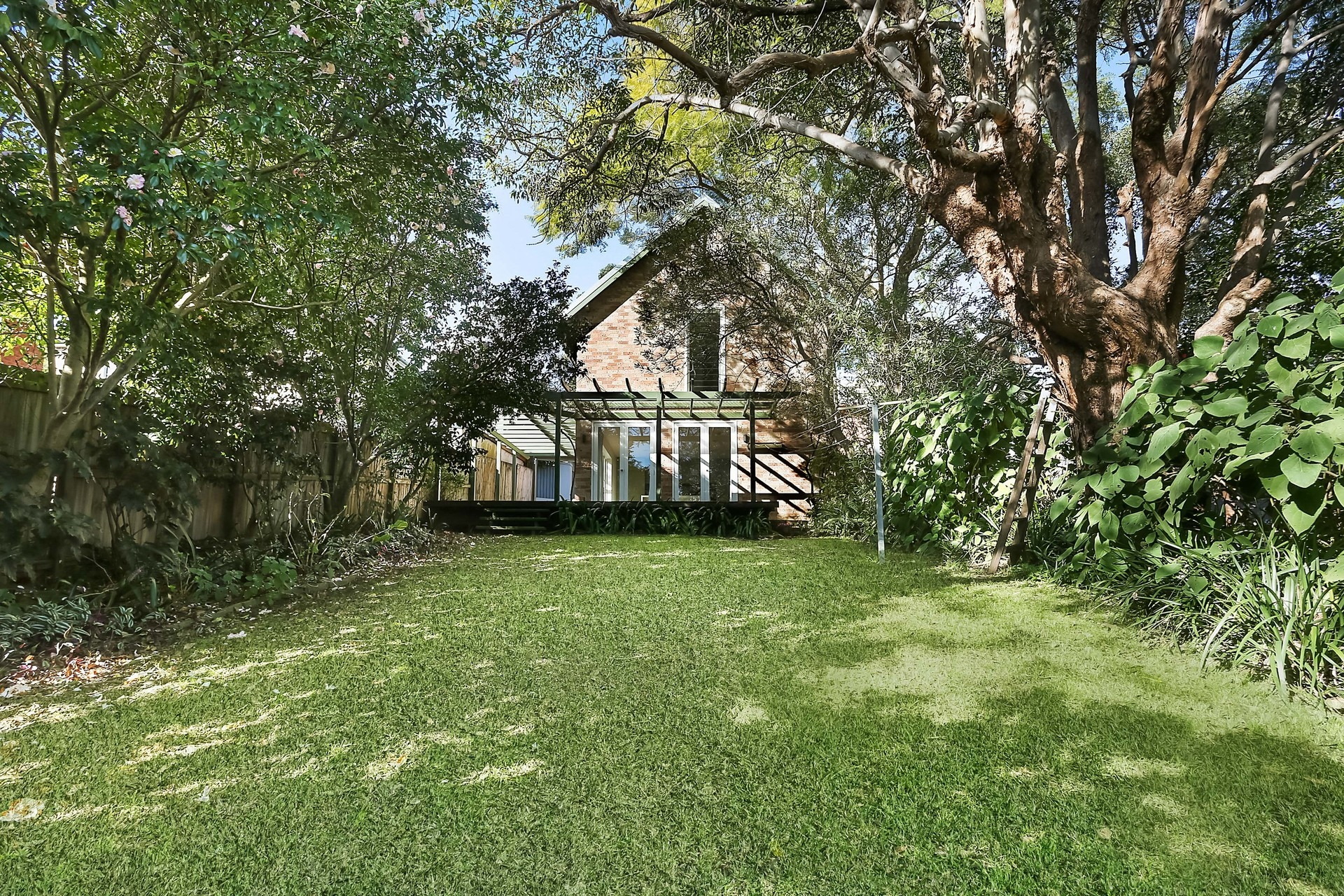 17a Palace Street, Petersham Leased by Hudson McHugh - image 1