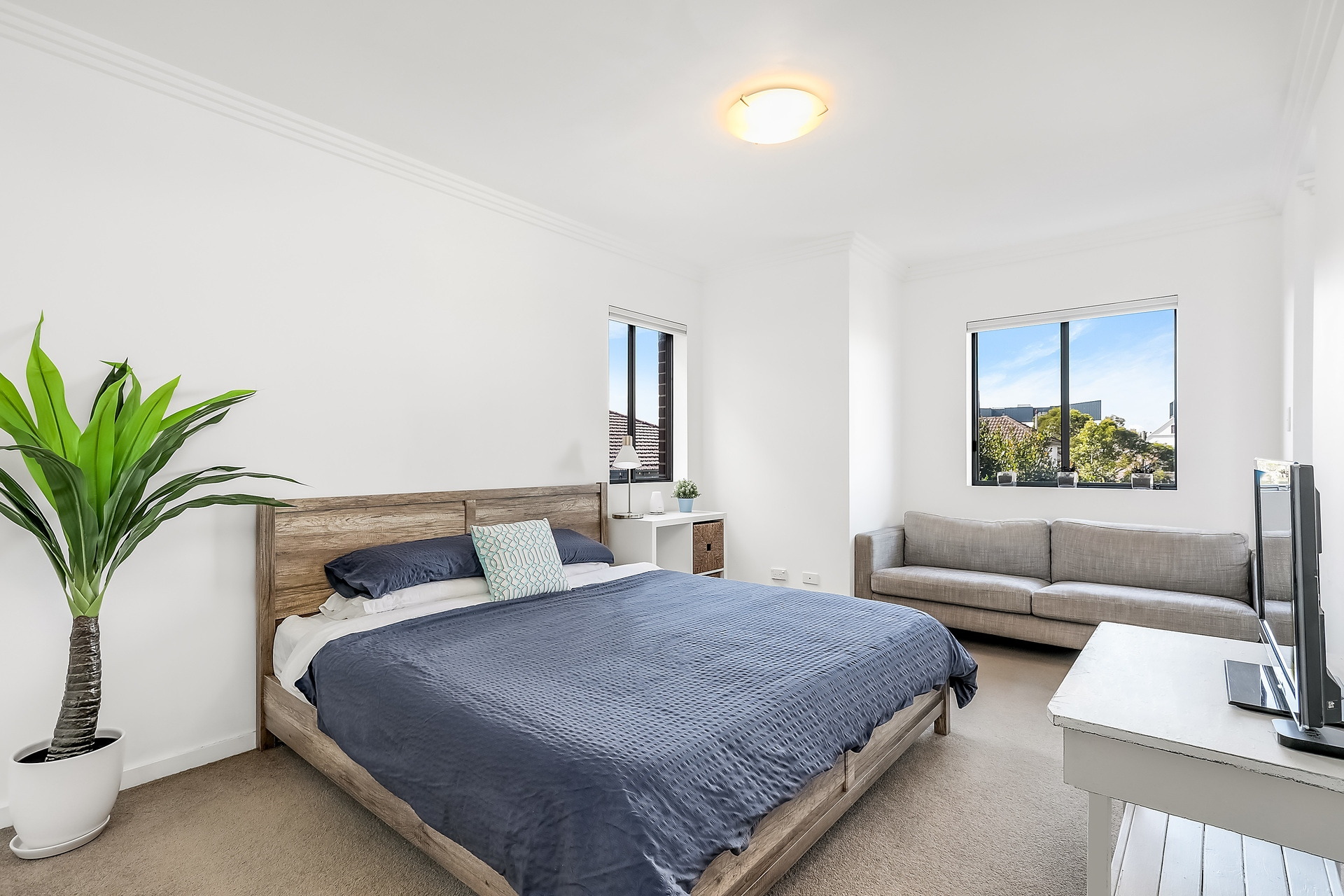 16/342a Marrickville Road, Marrickville Sold by Hudson McHugh - image 1