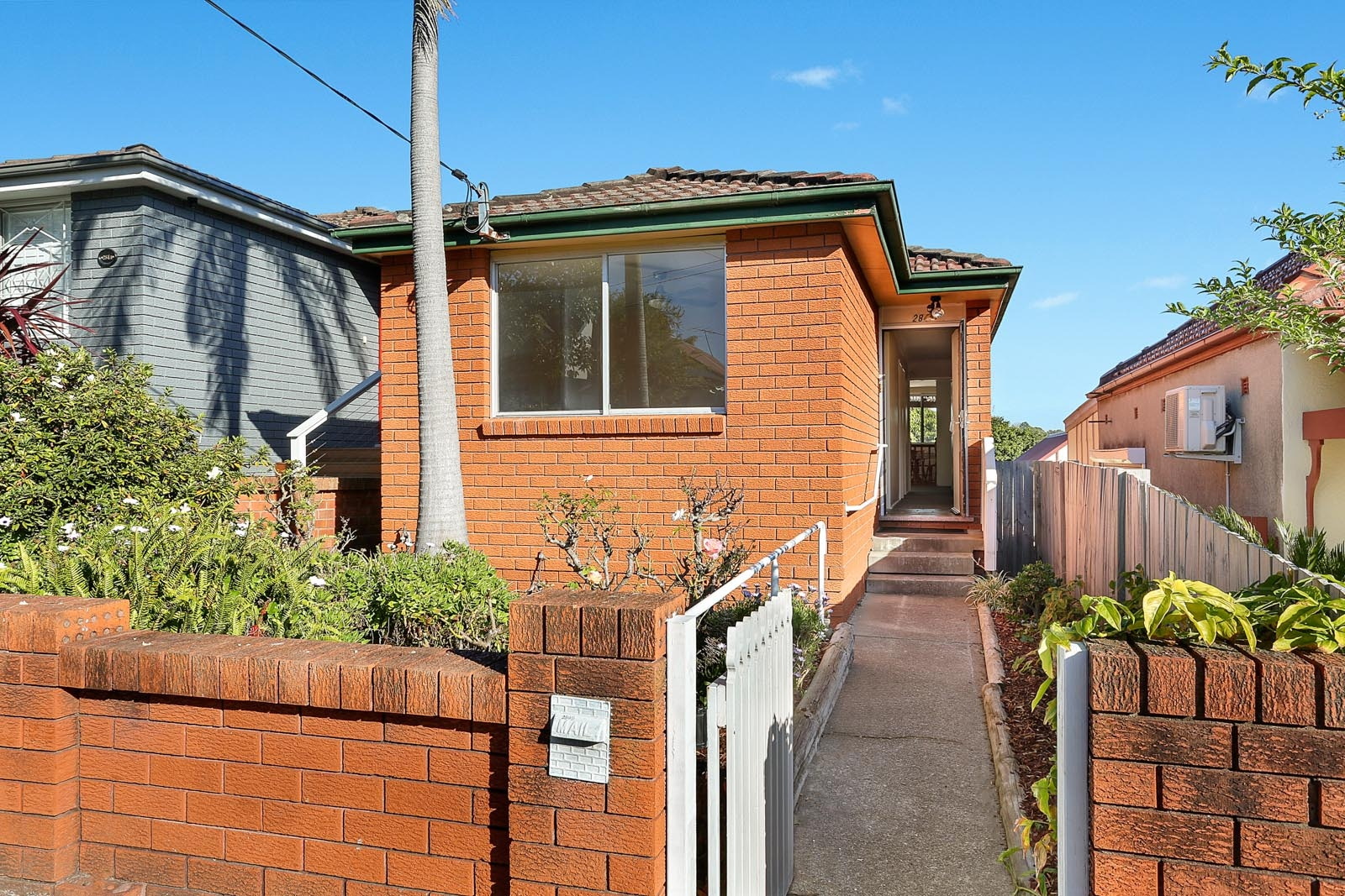 284B Elswick Street, Leichhardt Sold by Hudson McHugh - image 1