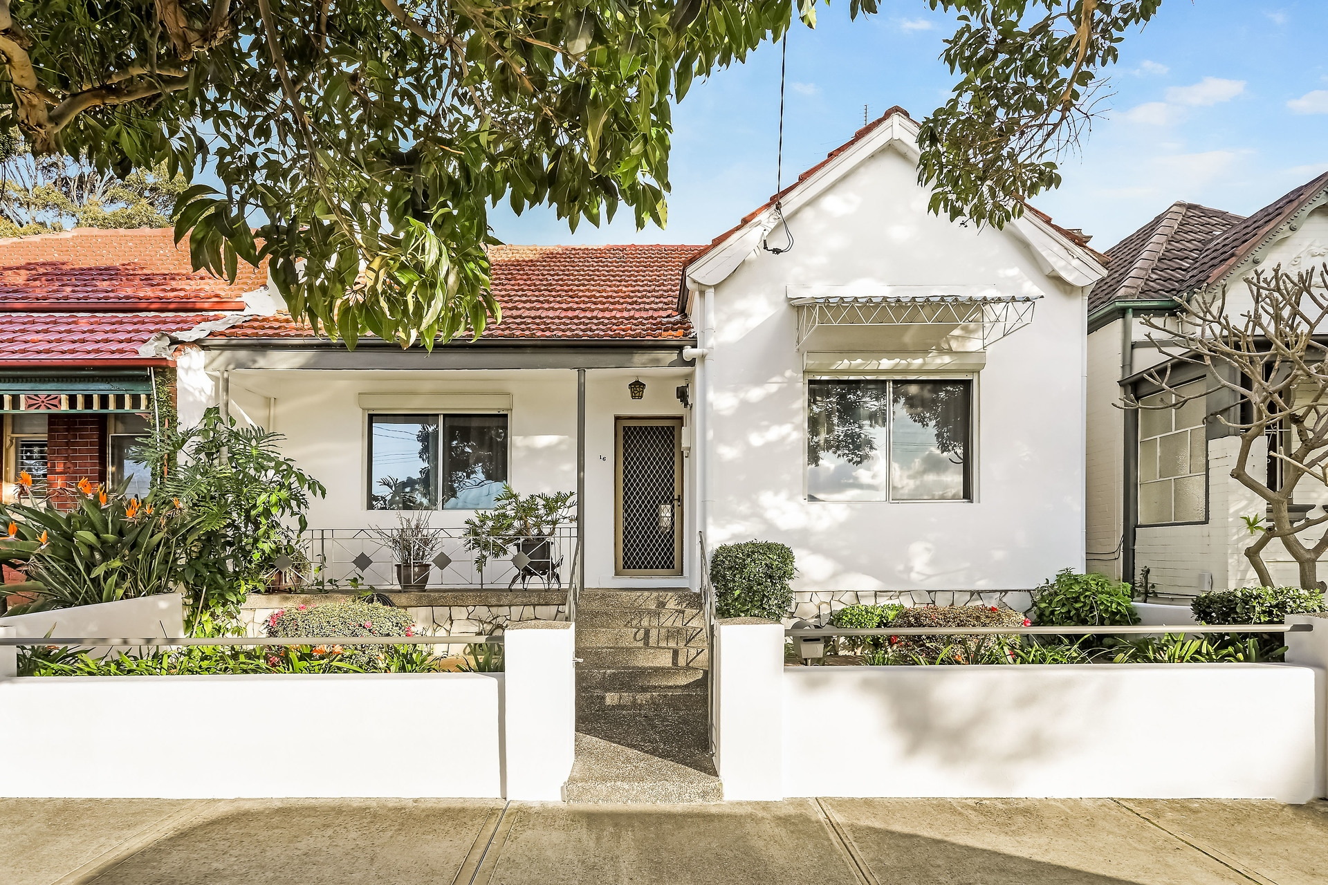 16 Albert Street, Leichhardt Sold by Hudson McHugh - image 1