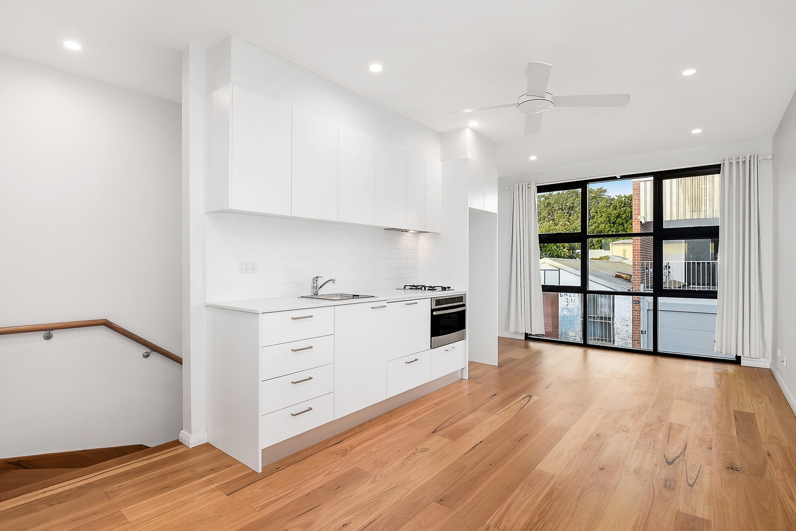 39 Illawarra Road, Marrickville Leased by Hudson McHugh - image 1