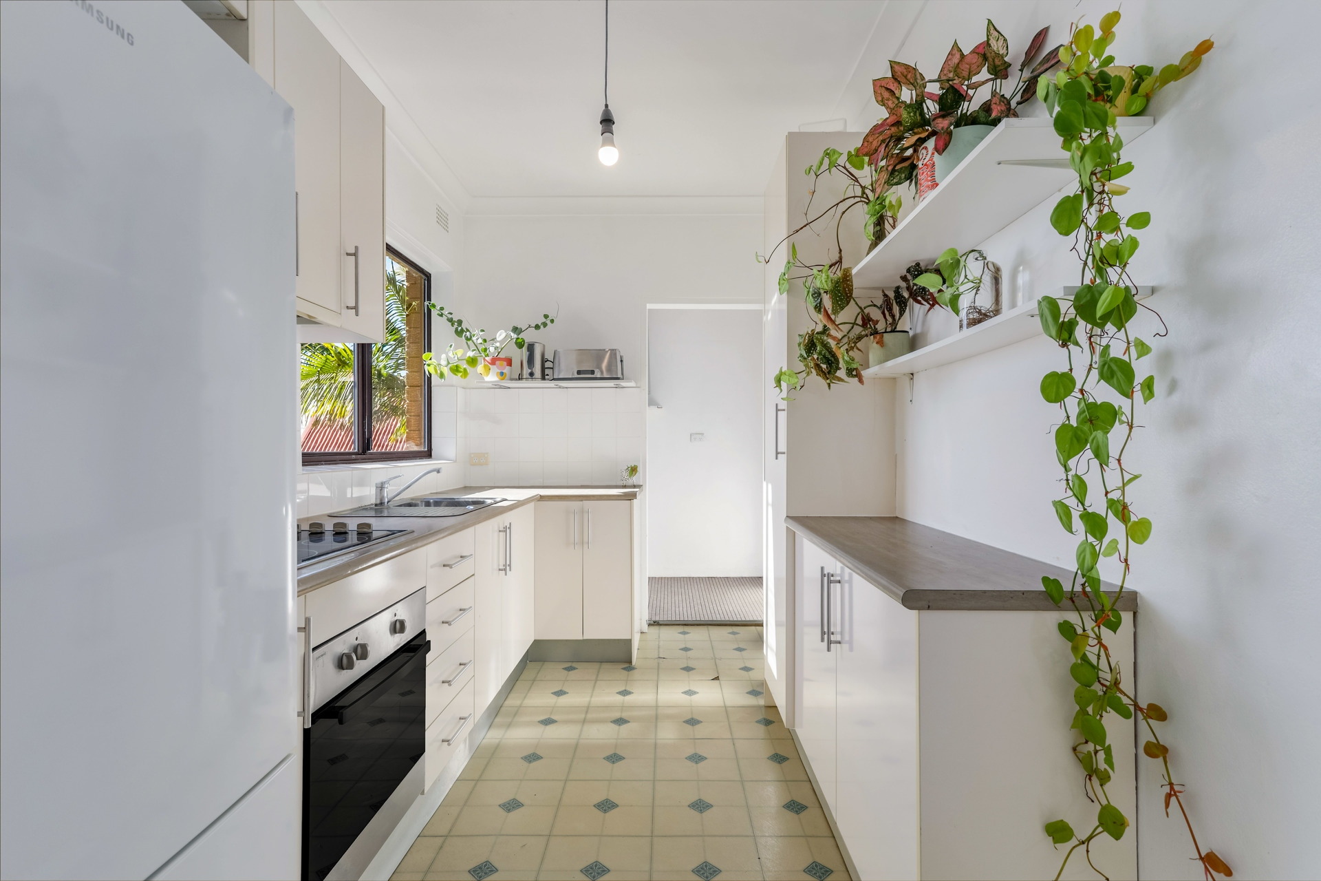 5/26 Schwebel Street, Marrickville Sold by Hudson McHugh - image 1