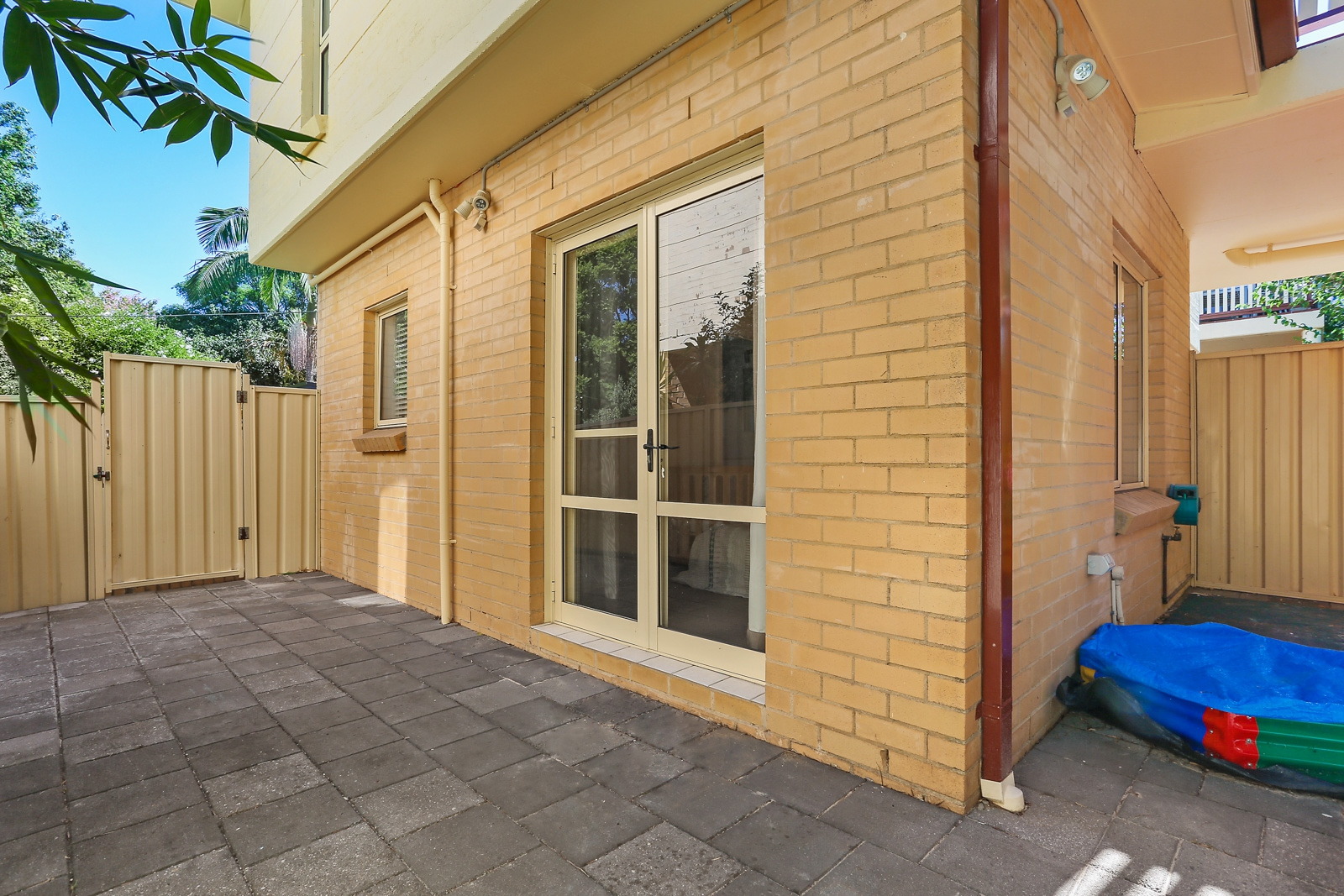 2/195 Catherine Street, Leichhardt Sold by Hudson McHugh - image 1