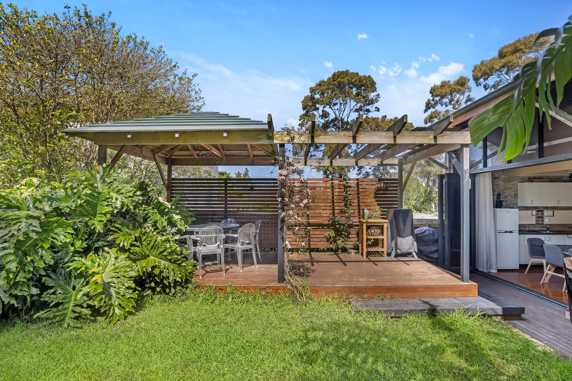 30 Garnet Street, Hurlstone Park Sold by Hudson McHugh - image 1