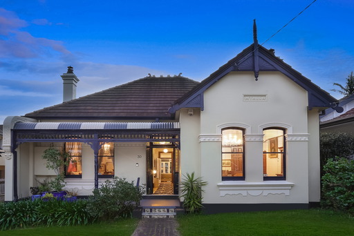 30 Garnet Street, Hurlstone Park Sold by Hudson McHugh