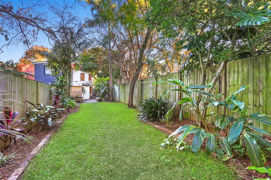 18 Sloane Street, Summer Hill Sold by Hudson McHugh - image 1