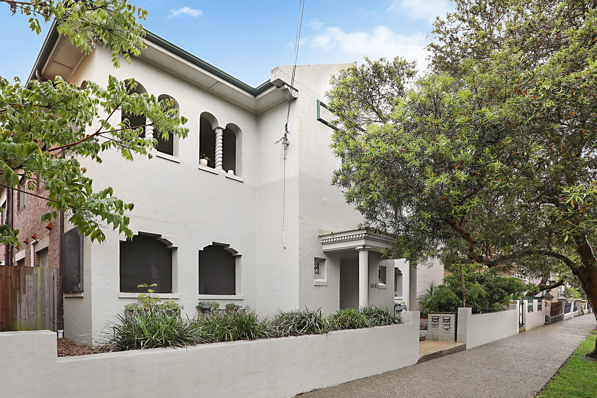 2/104 Douglas Street, Stanmore Sold by Hudson McHugh - image 1