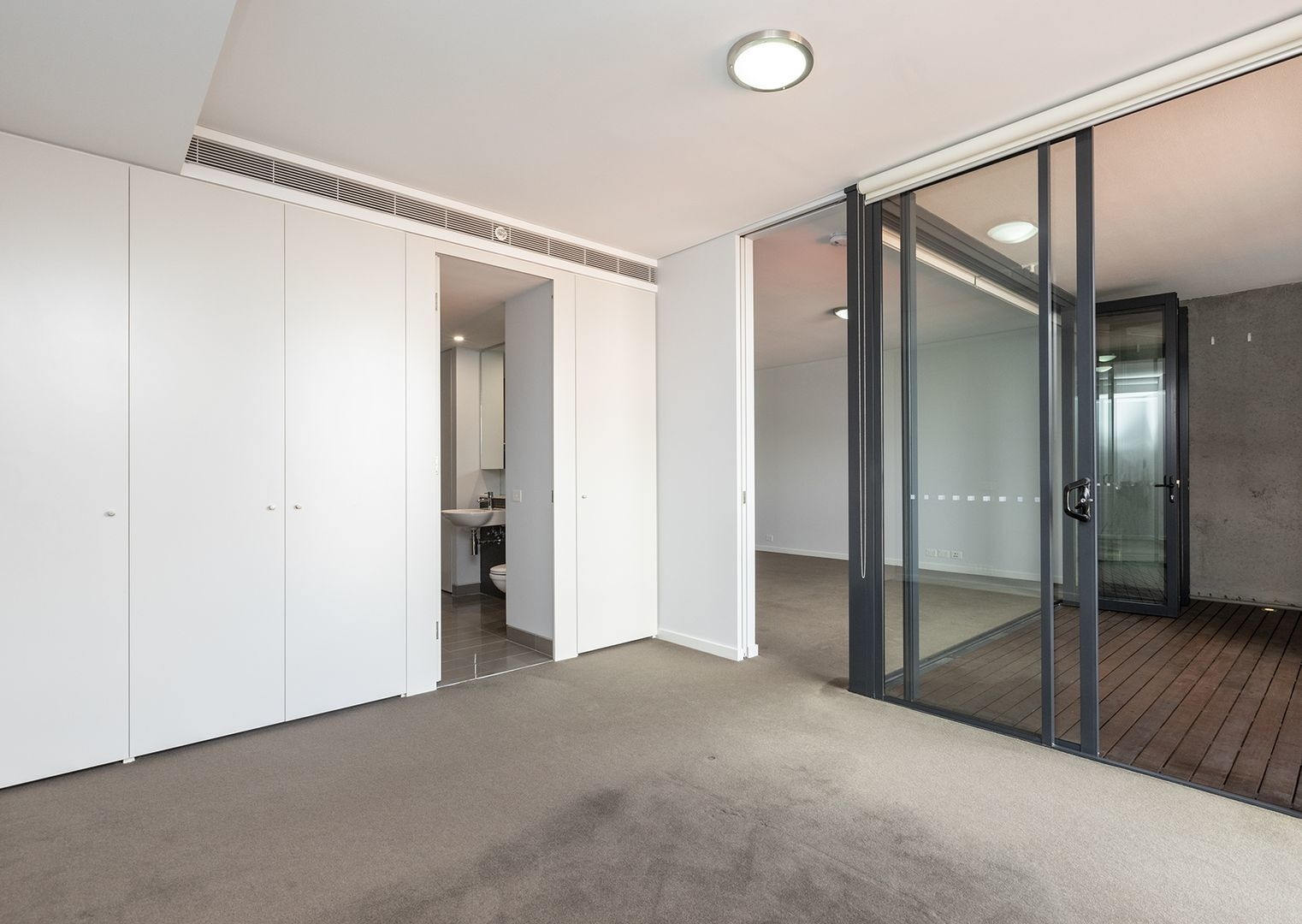 302/3 Sterling Circuit, Camperdown Leased by Hudson McHugh - image 1