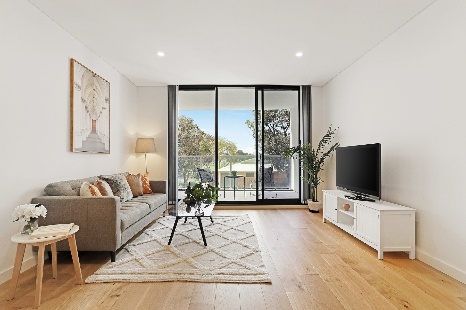 106/27 Gertrude Street, Wolli Creek Sold by Hudson McHugh - image 1