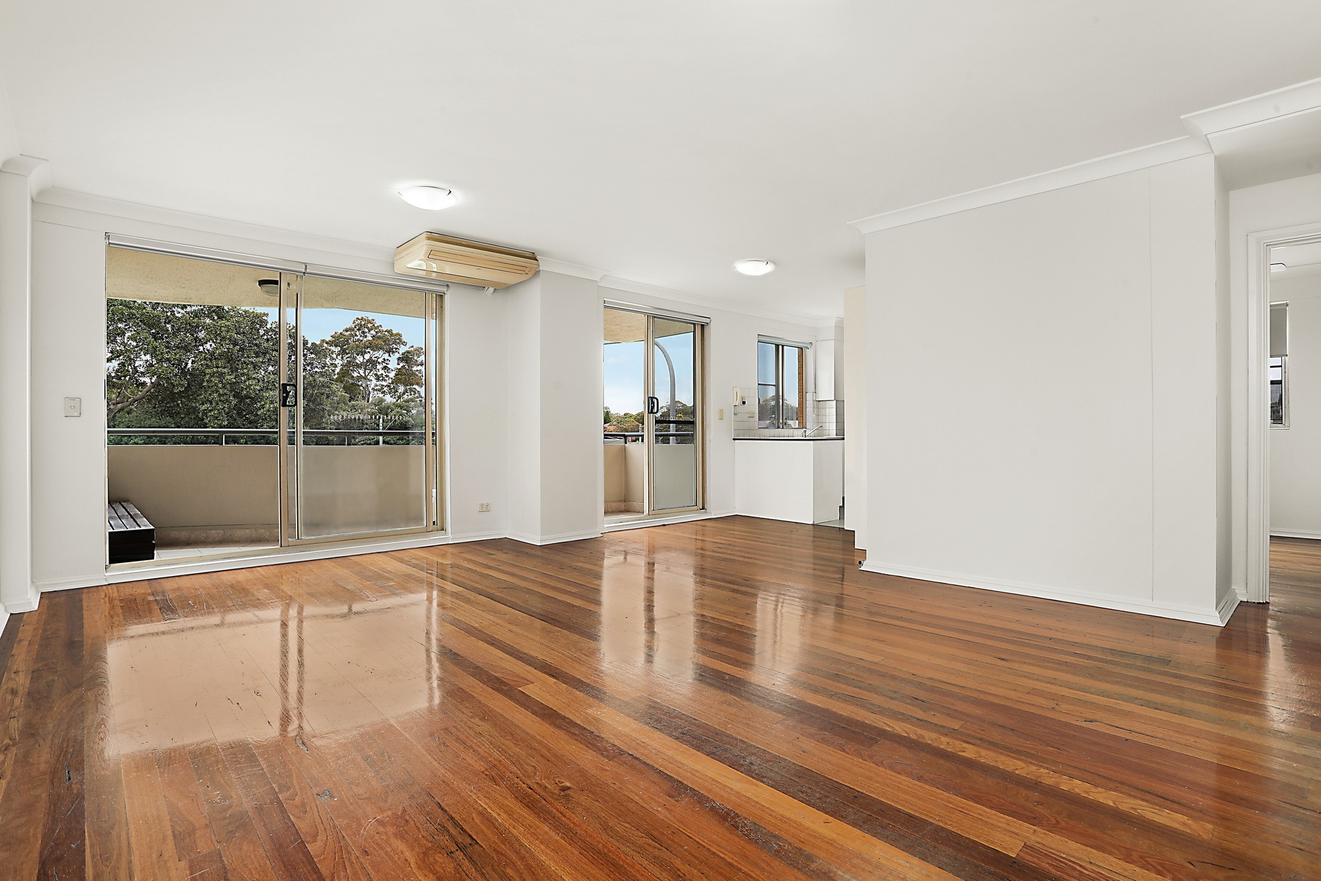 50/98 Chandos Street, Ashfield Leased by Hudson McHugh - image 1