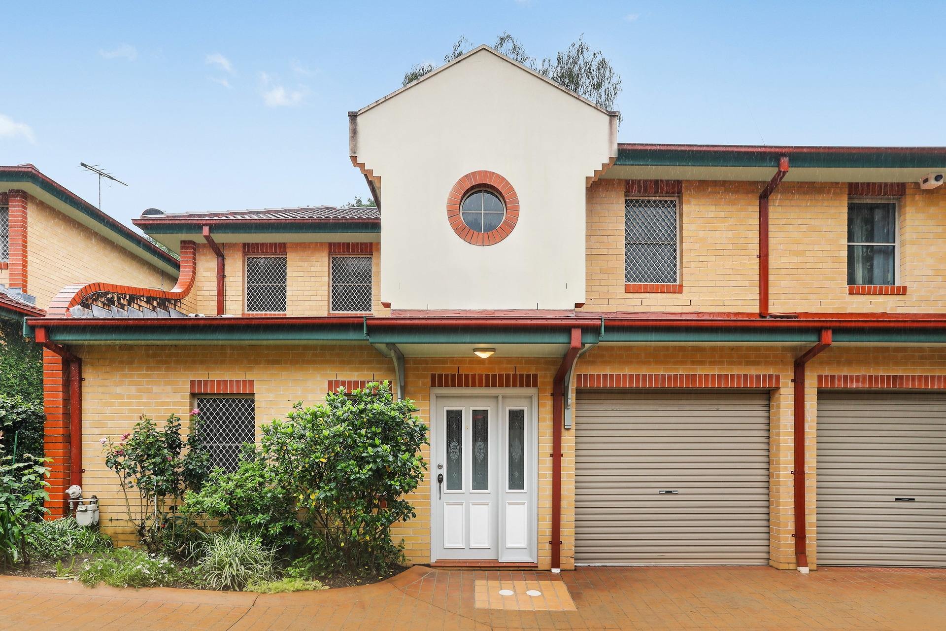 4/75 Hercules Street, Dulwich Hill Sold by Hudson McHugh - image 1