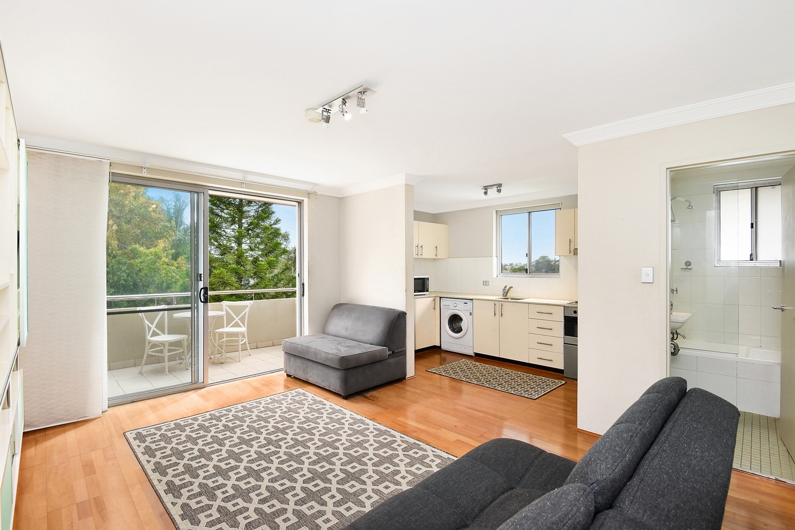 17/123 Lilyfield Road, Lilyfield Leased by Hudson McHugh - image 1