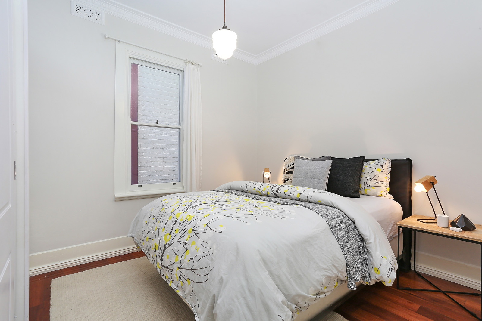 39 Arthur Street, Leichhardt Sold by Hudson McHugh - image 1