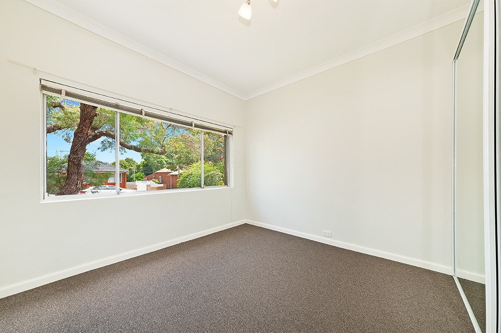 31 Burfitt Street, Leichhardt Leased by Hudson McHugh - image 1