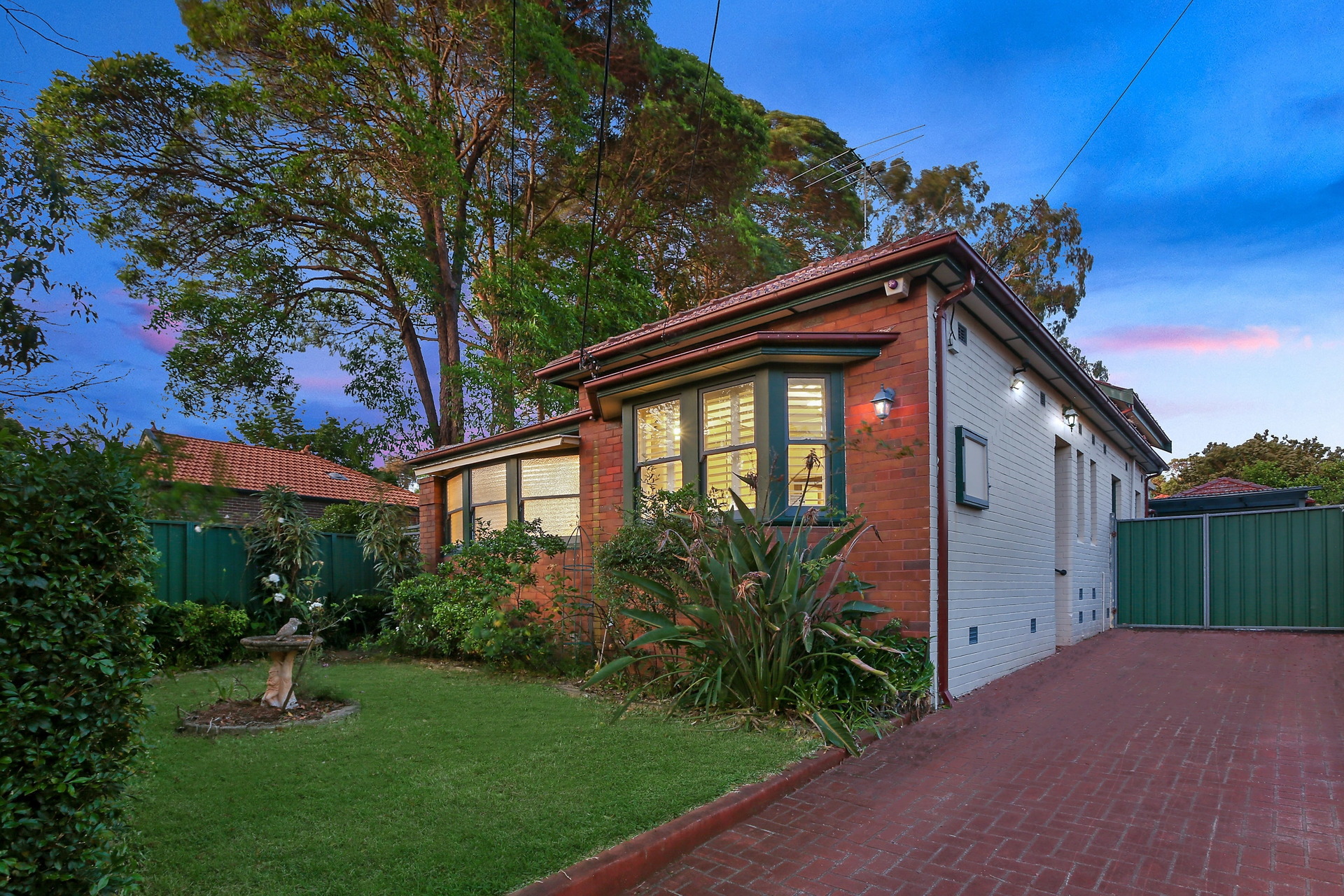 43 Cheviot Street, Ashbury Sold by Hudson McHugh - image 1