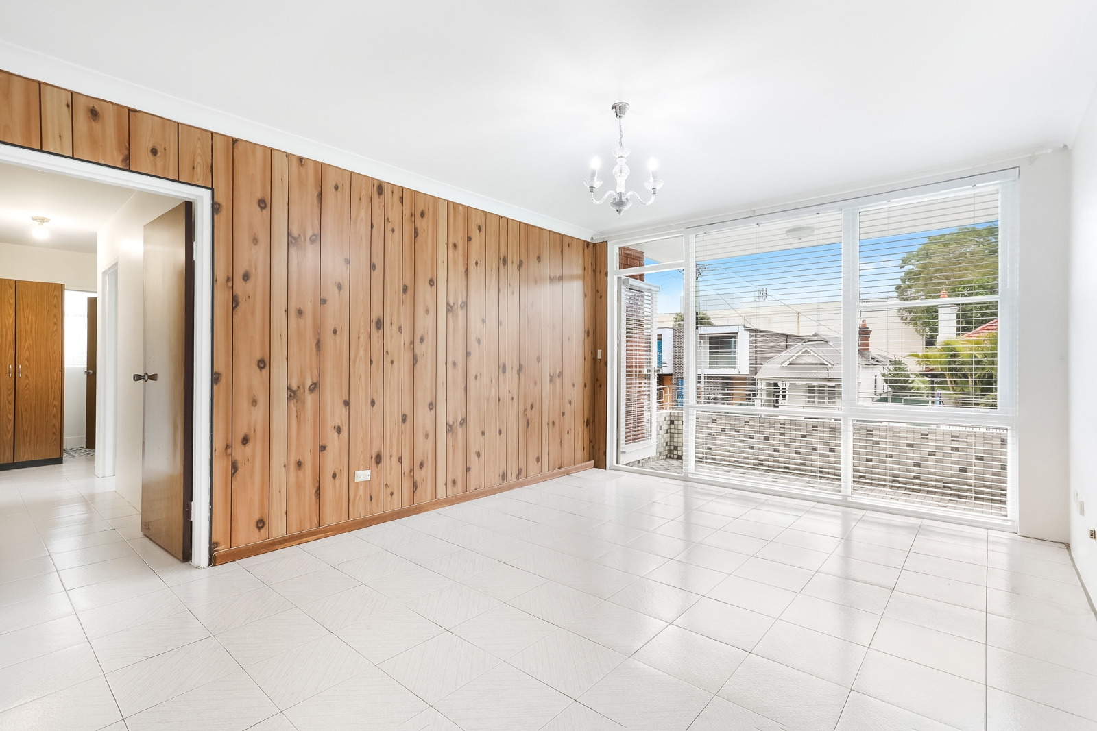 1/57 Balmain Road, Leichhardt Leased by Hudson McHugh - image 1