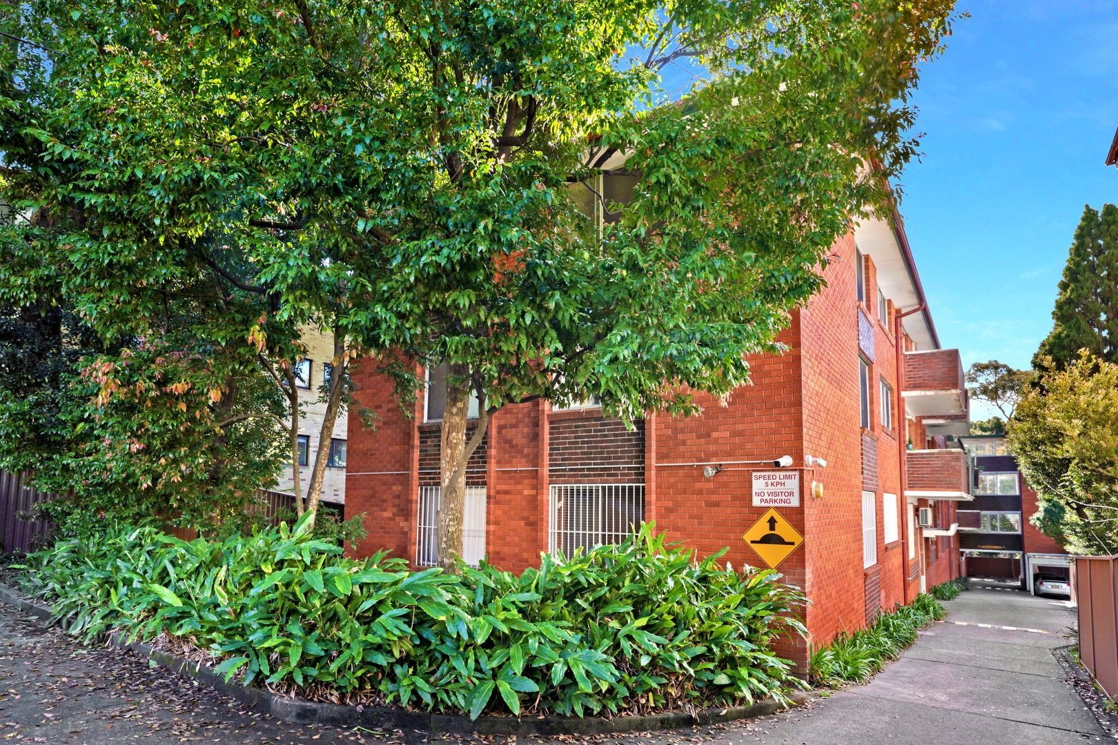 10/139a Smith Street, Summer Hill Leased by Hudson McHugh - image 1