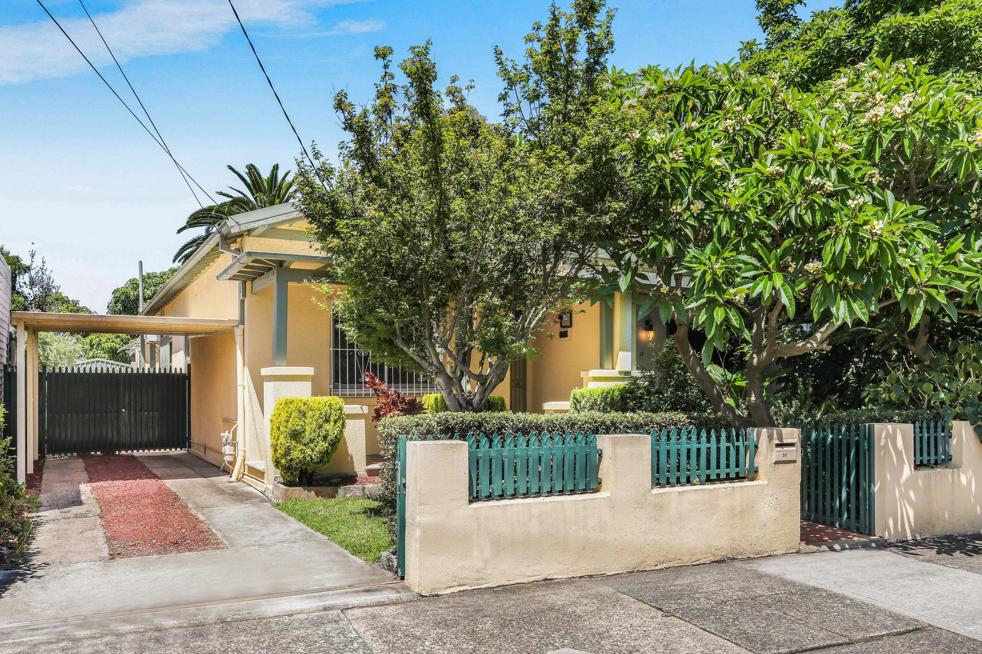 26 Heighway Avenue, Ashfield Leased by Hudson McHugh - image 1