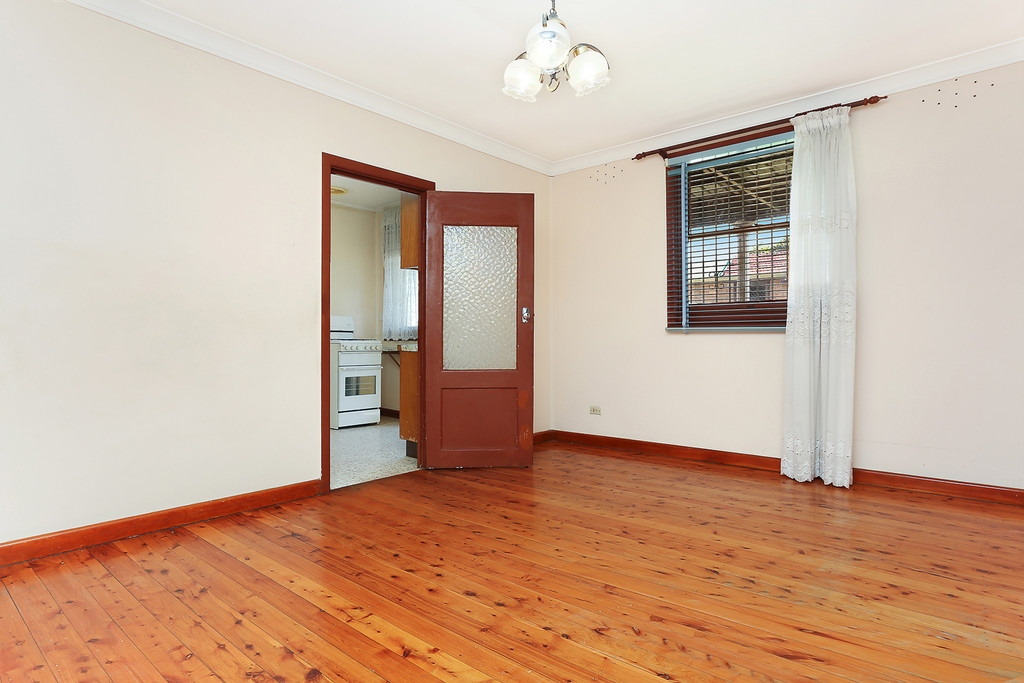 24 Catherine Street, Leichhardt Sold by Hudson McHugh - image 1