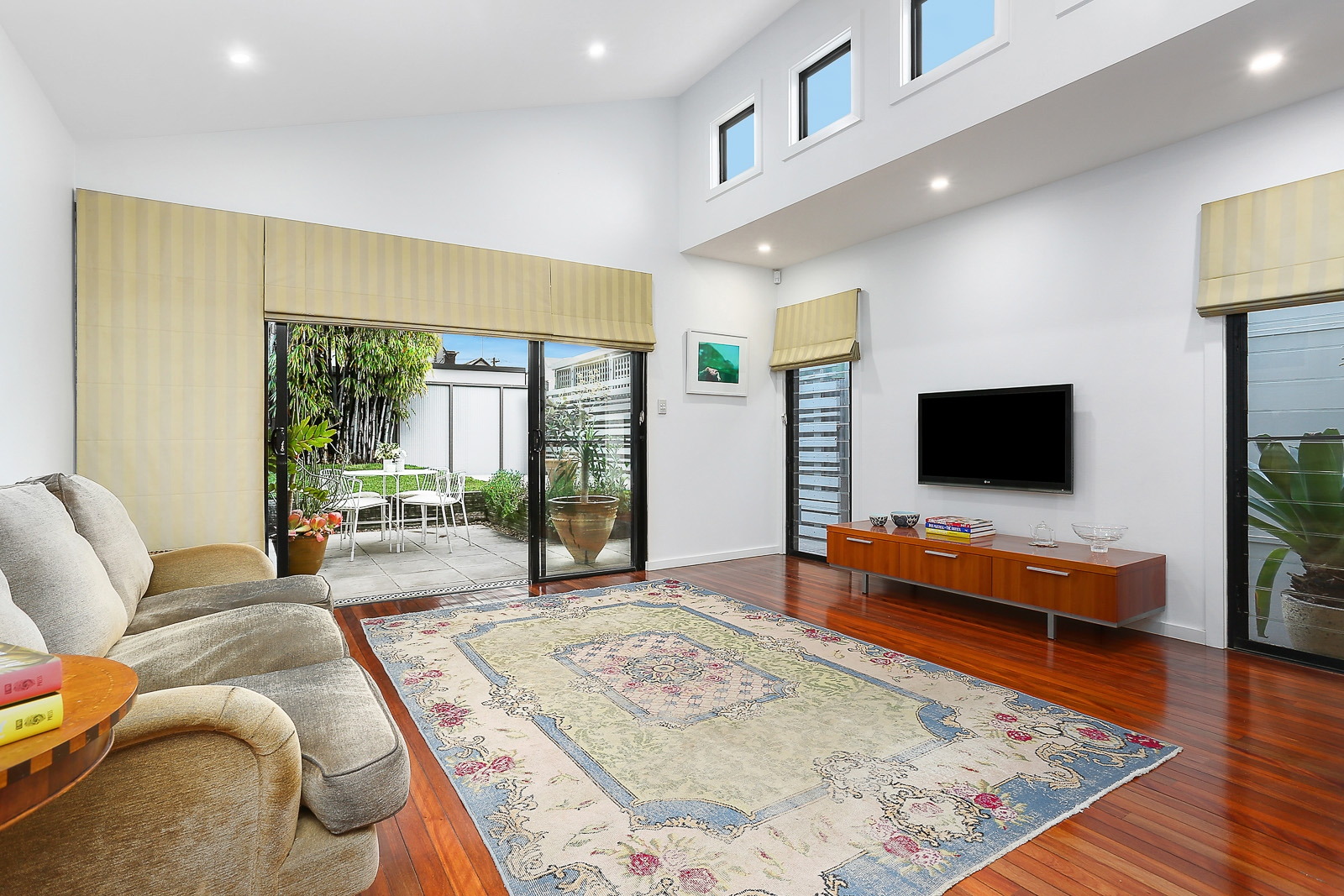 16 Charles Street, Leichhardt Sold by Hudson McHugh - image 1