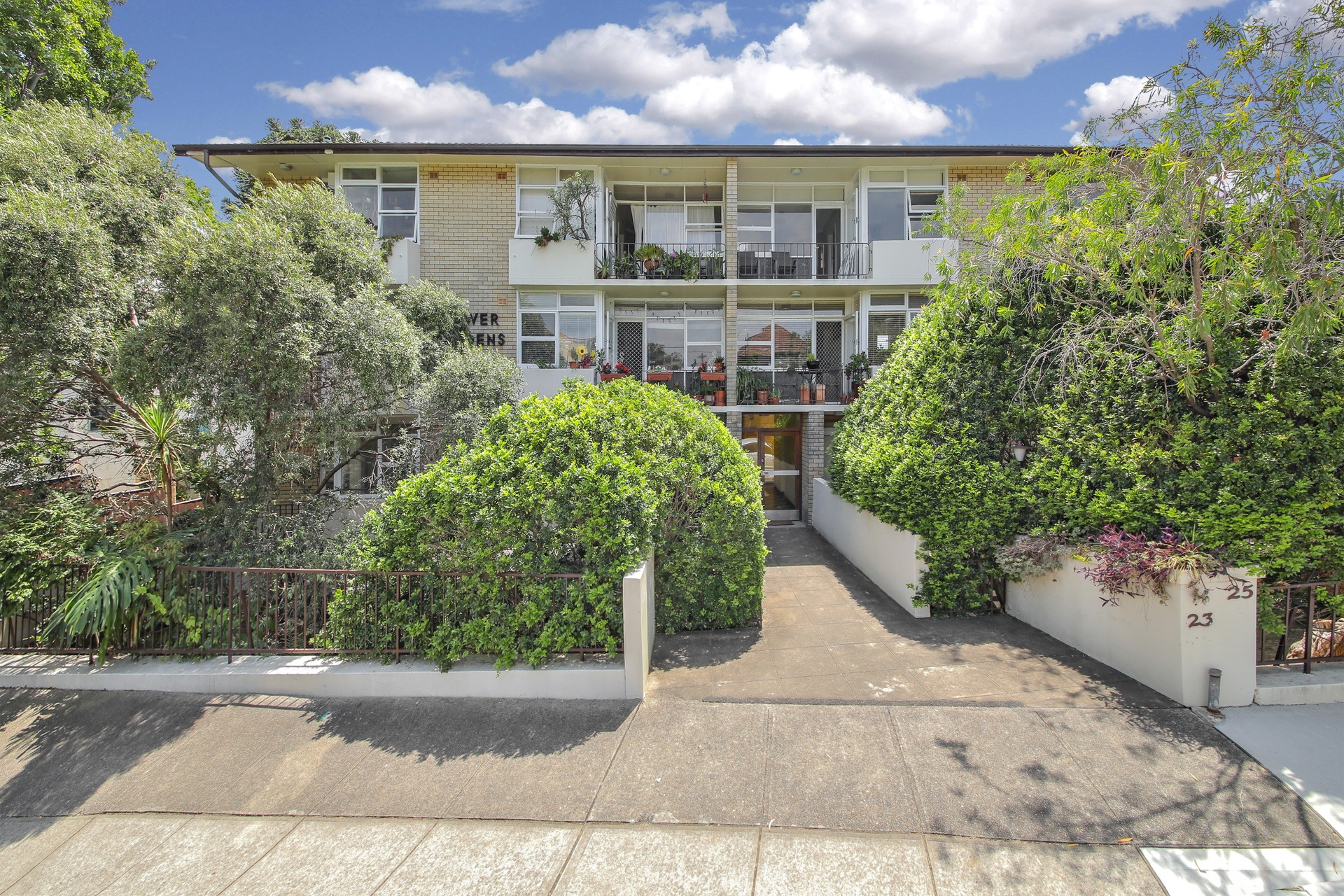 17/23-25 Gower Street, Summer Hill Sold by Hudson McHugh - image 1