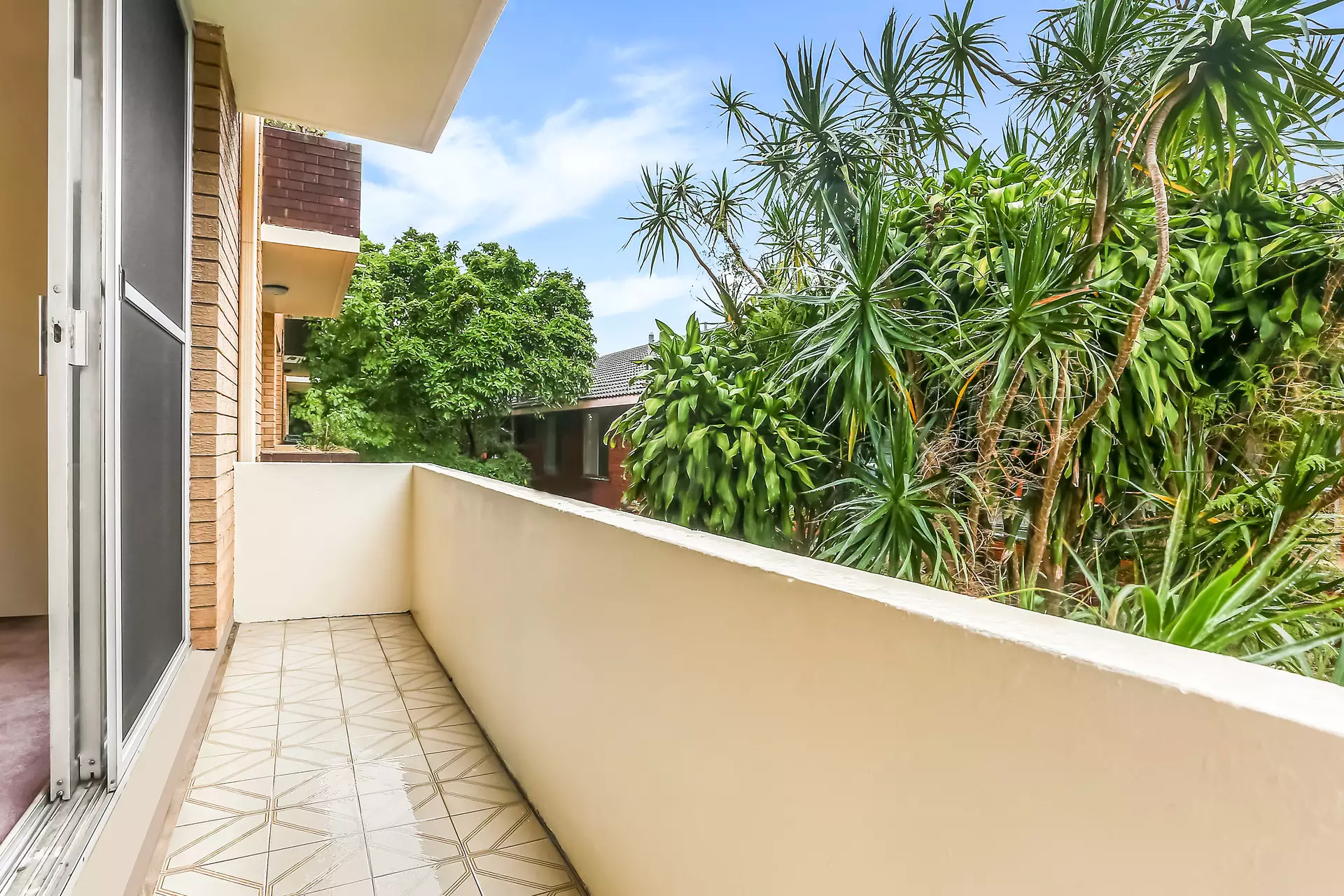 8/10 Curt Street, Ashfield Sold by Hudson McHugh - image 1