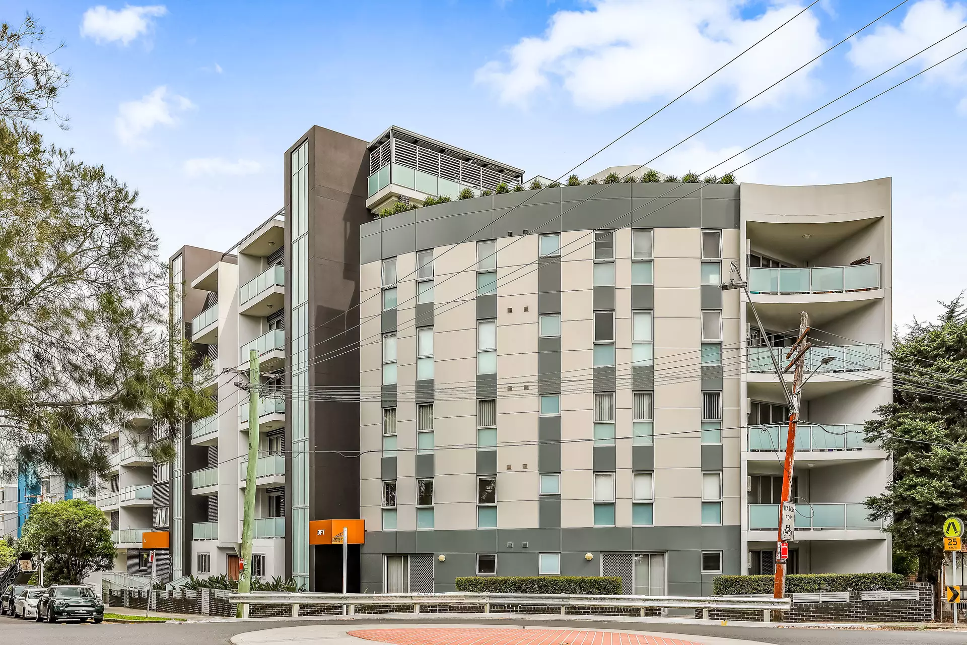 4/50 Loftus Crescent, Homebush Sold by Hudson McHugh - image 1