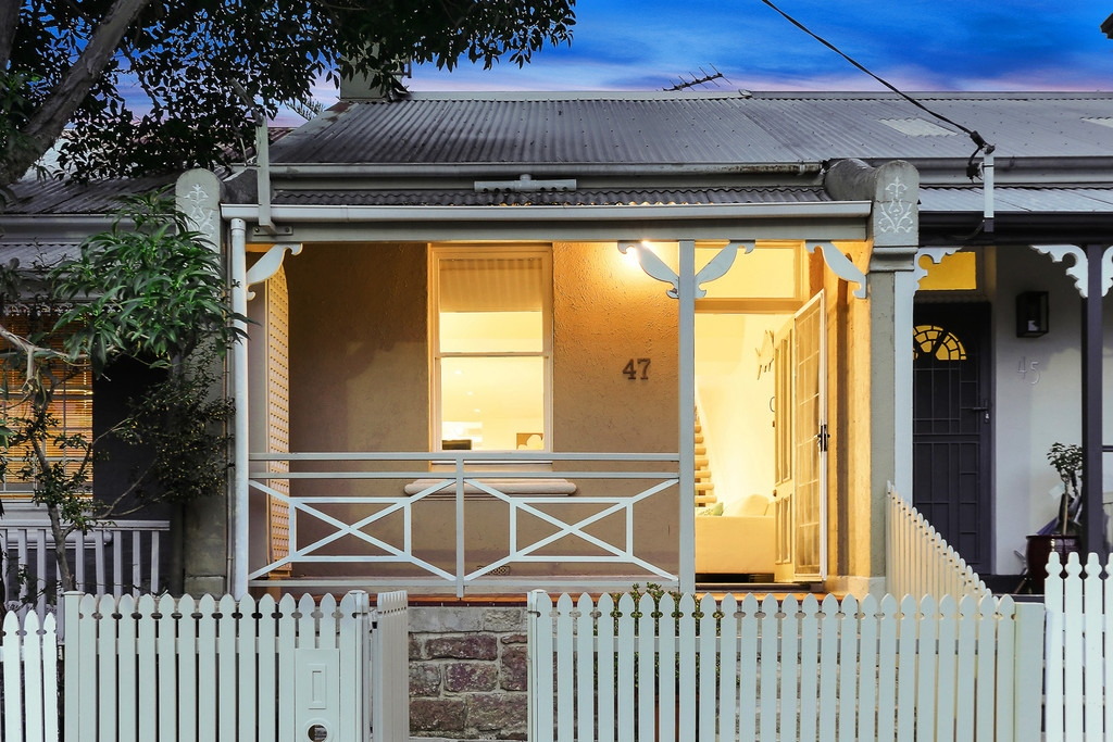 47 Junior Street, Leichhardt Sold by Hudson McHugh - image 1