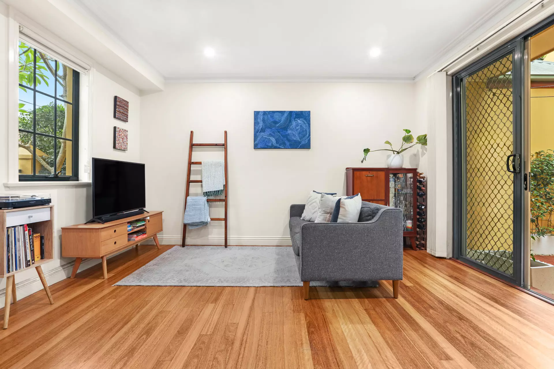 3/183 Balmain Road, Leichhardt Sold by Hudson McHugh - image 1