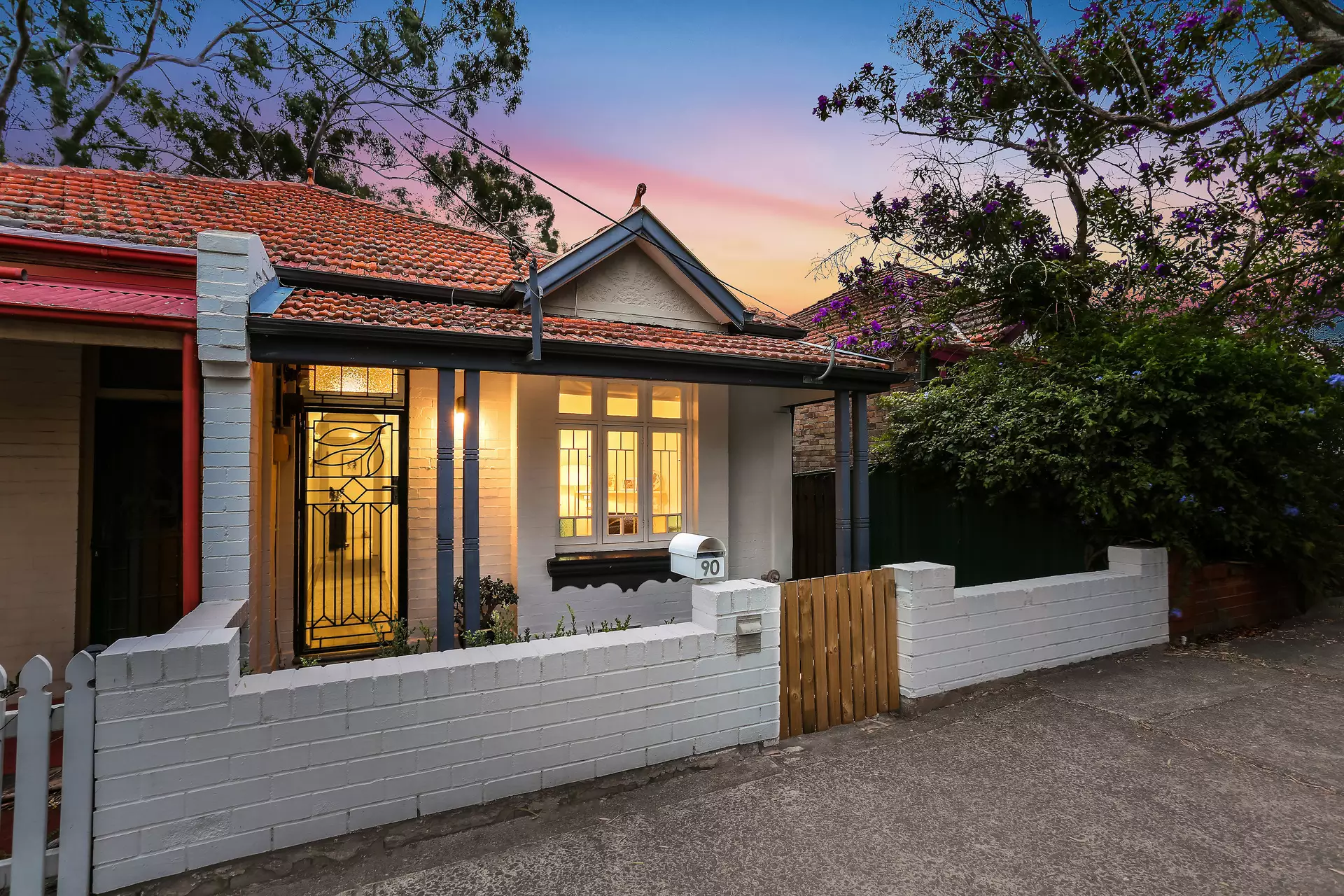 90 Foster Street, Leichhardt Sold by Hudson McHugh - image 1