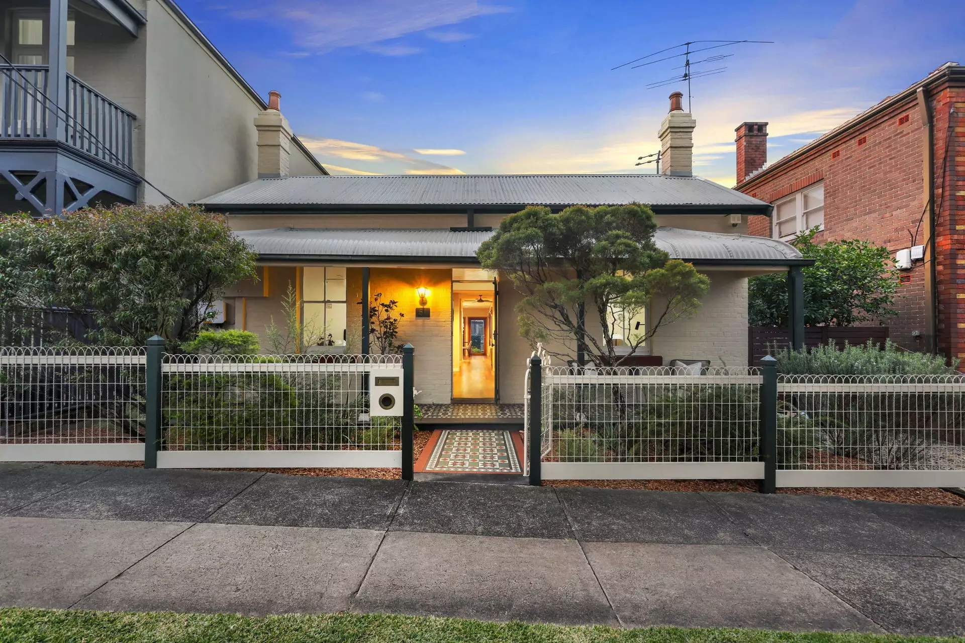 51 Park Avenue, Ashfield Sold by Hudson McHugh - image 1