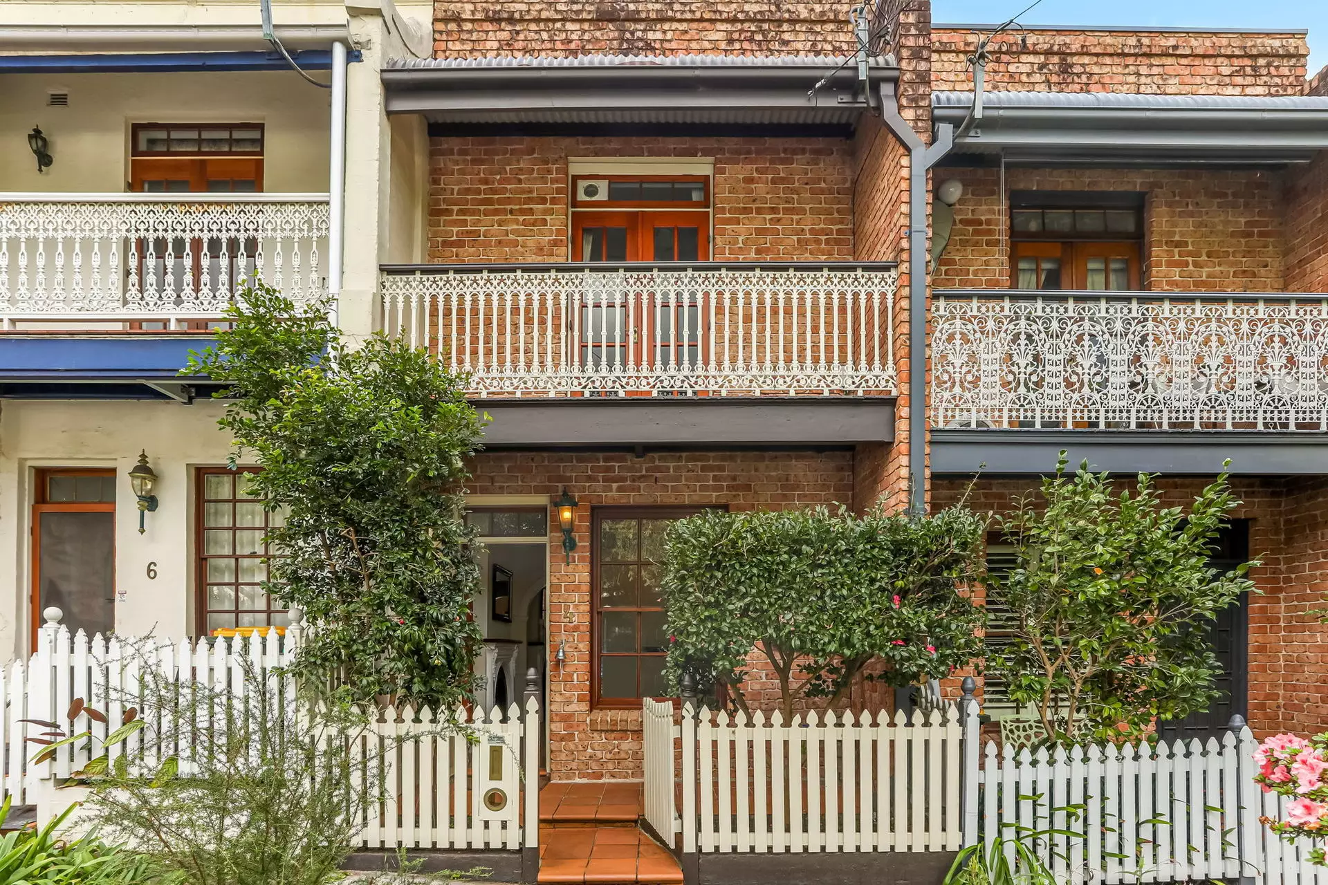 4 Channel Street, Dulwich Hill Sold by Hudson McHugh - image 1