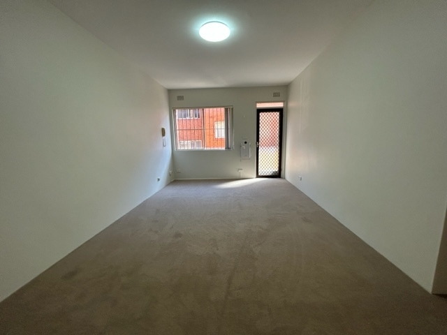 4/17 Loftus Street, Ashfield Leased by Hudson McHugh - image 1