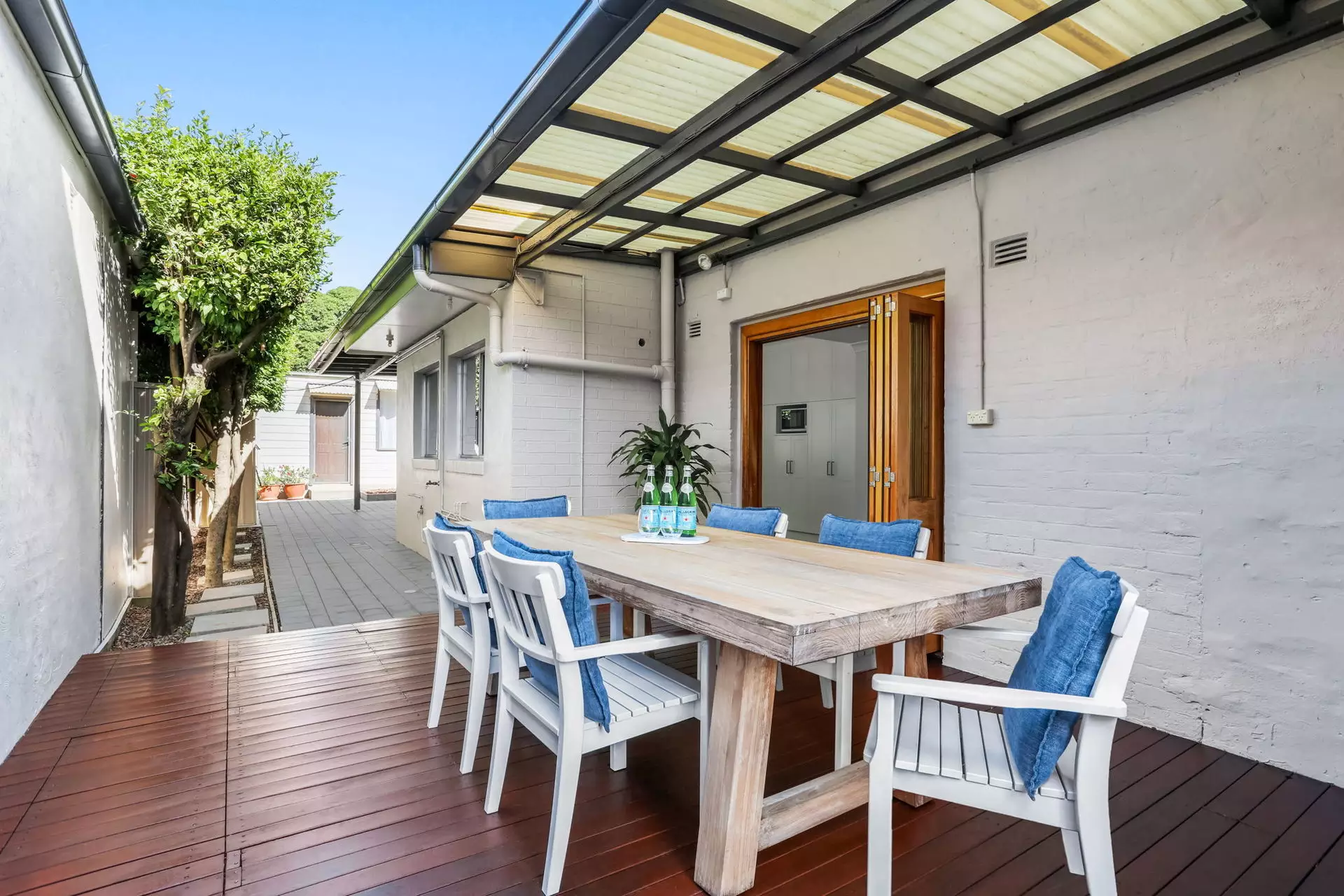 24 Hanks Street, Ashfield Sold by Hudson McHugh - image 1