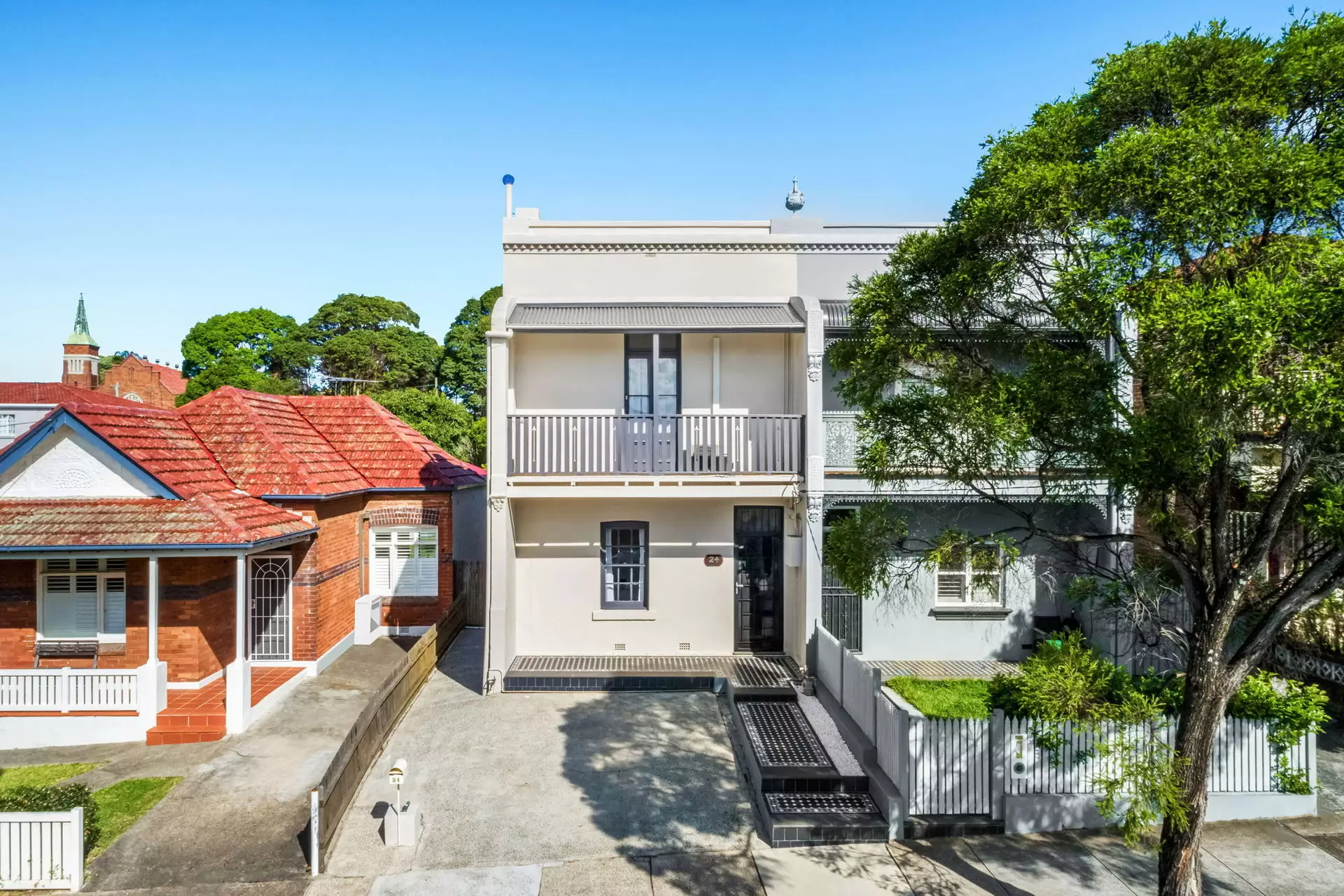 24 Hanks Street, Ashfield Sold by Hudson McHugh - image 1