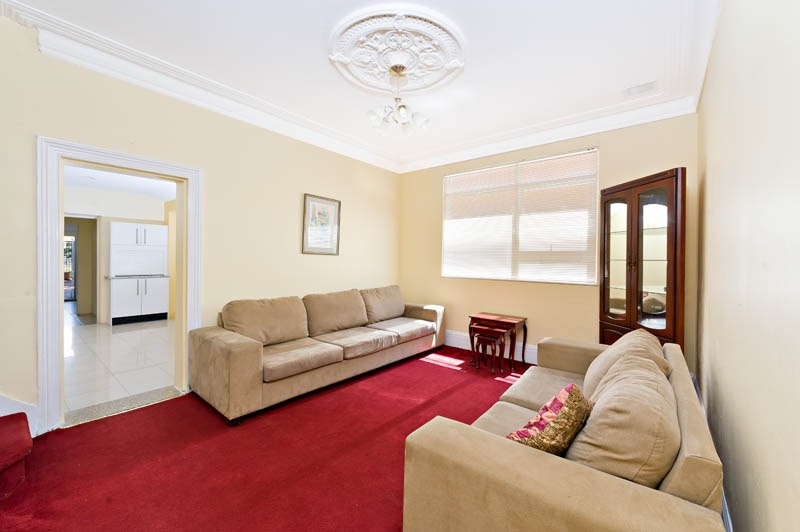 126 Croydon Road, Croydon Sold by Hudson McHugh - image 1