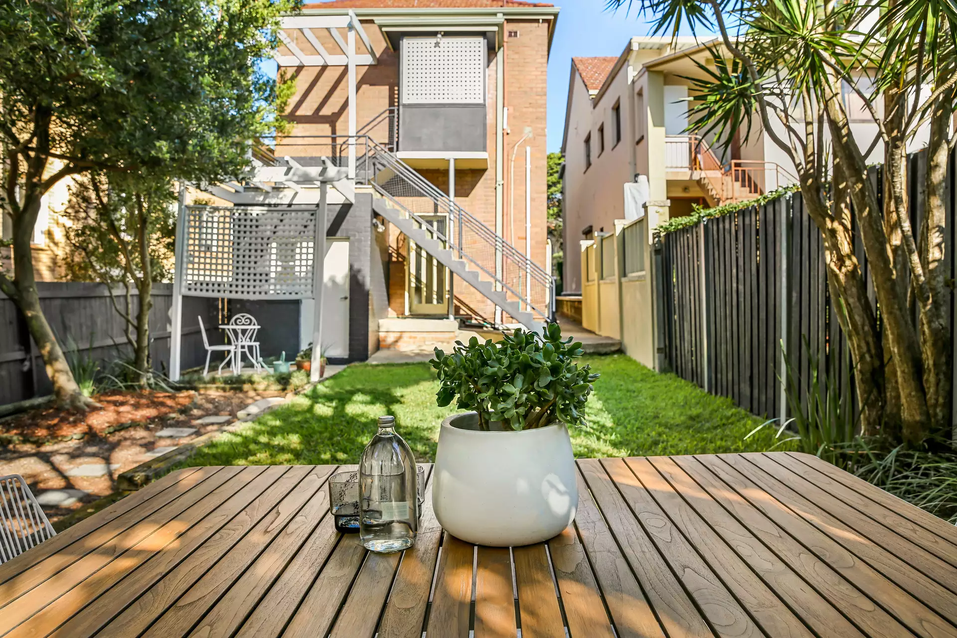 2/134A The Boulevarde, Dulwich Hill Sold by Hudson McHugh - image 1